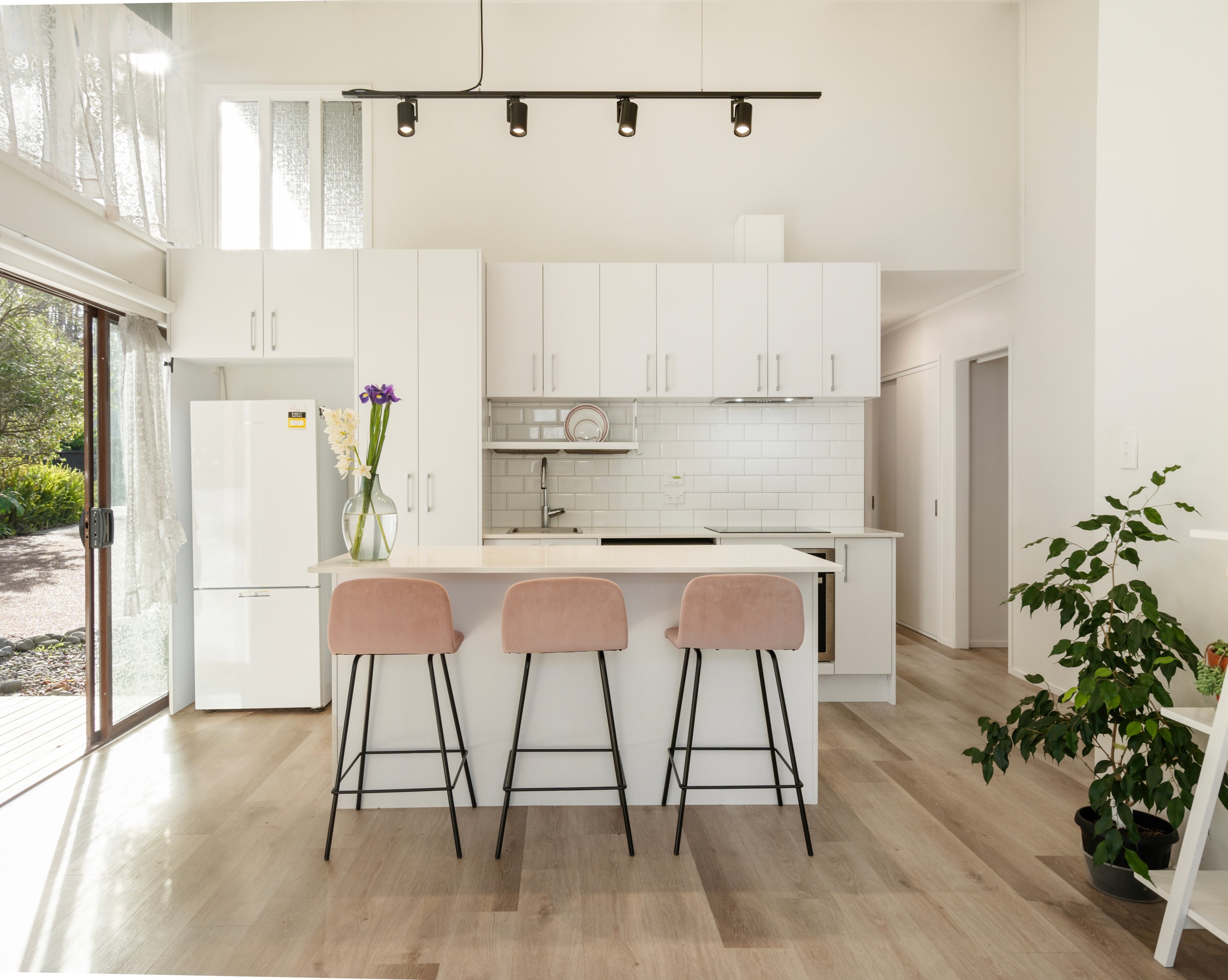 43B Ravenwood Drive, Forrest Hill, North Shore City