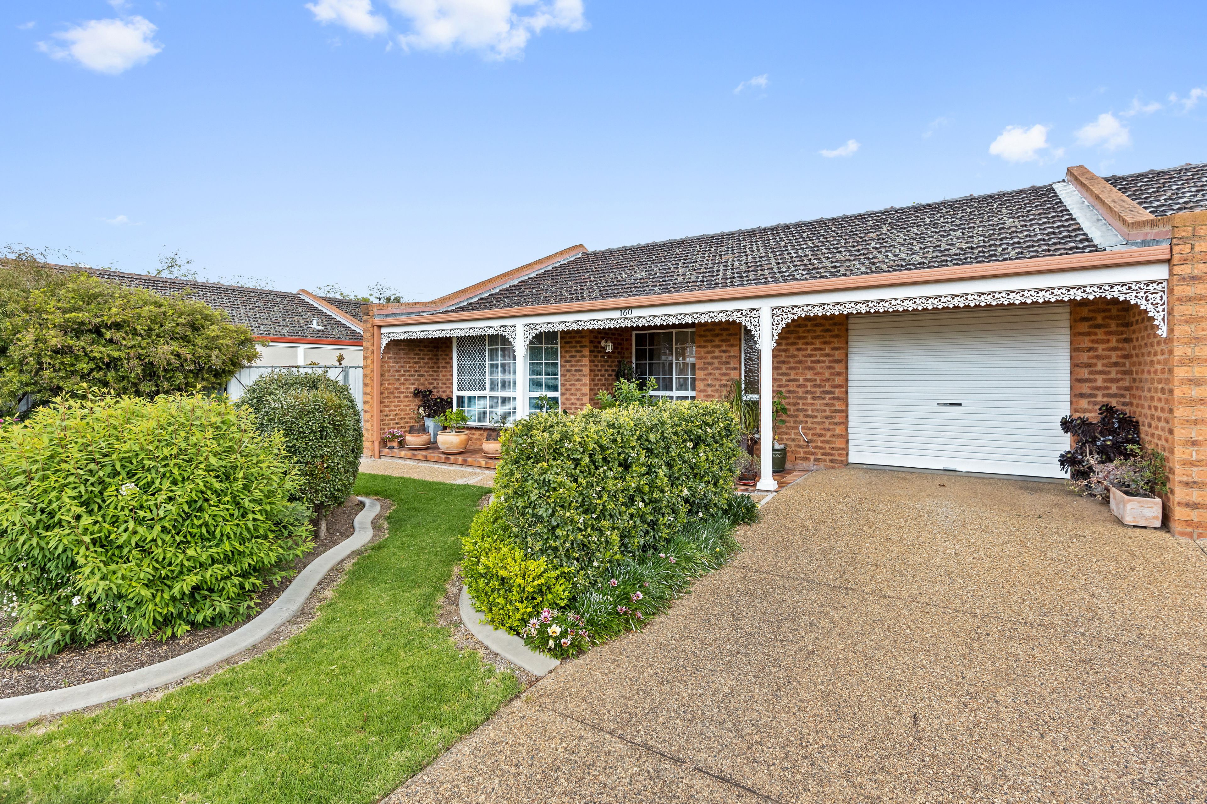 160 Gurwood Street, Wagga Wagga NSW 2650