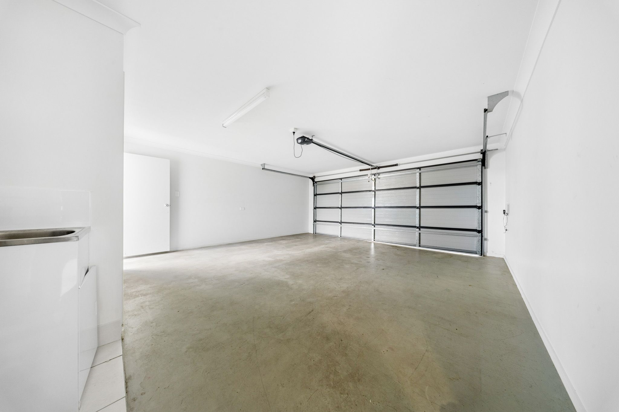 44 Dew Street — photo 15 of 24