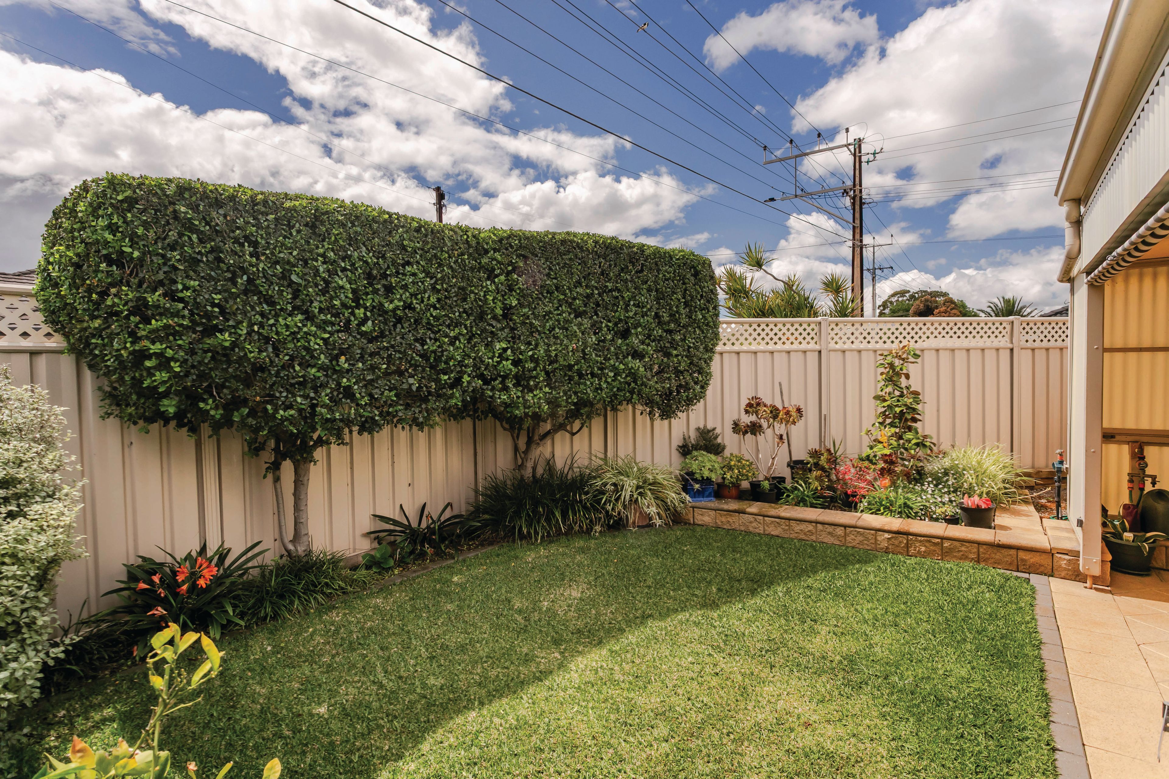 55 Stopford Road — photo 15 of 16