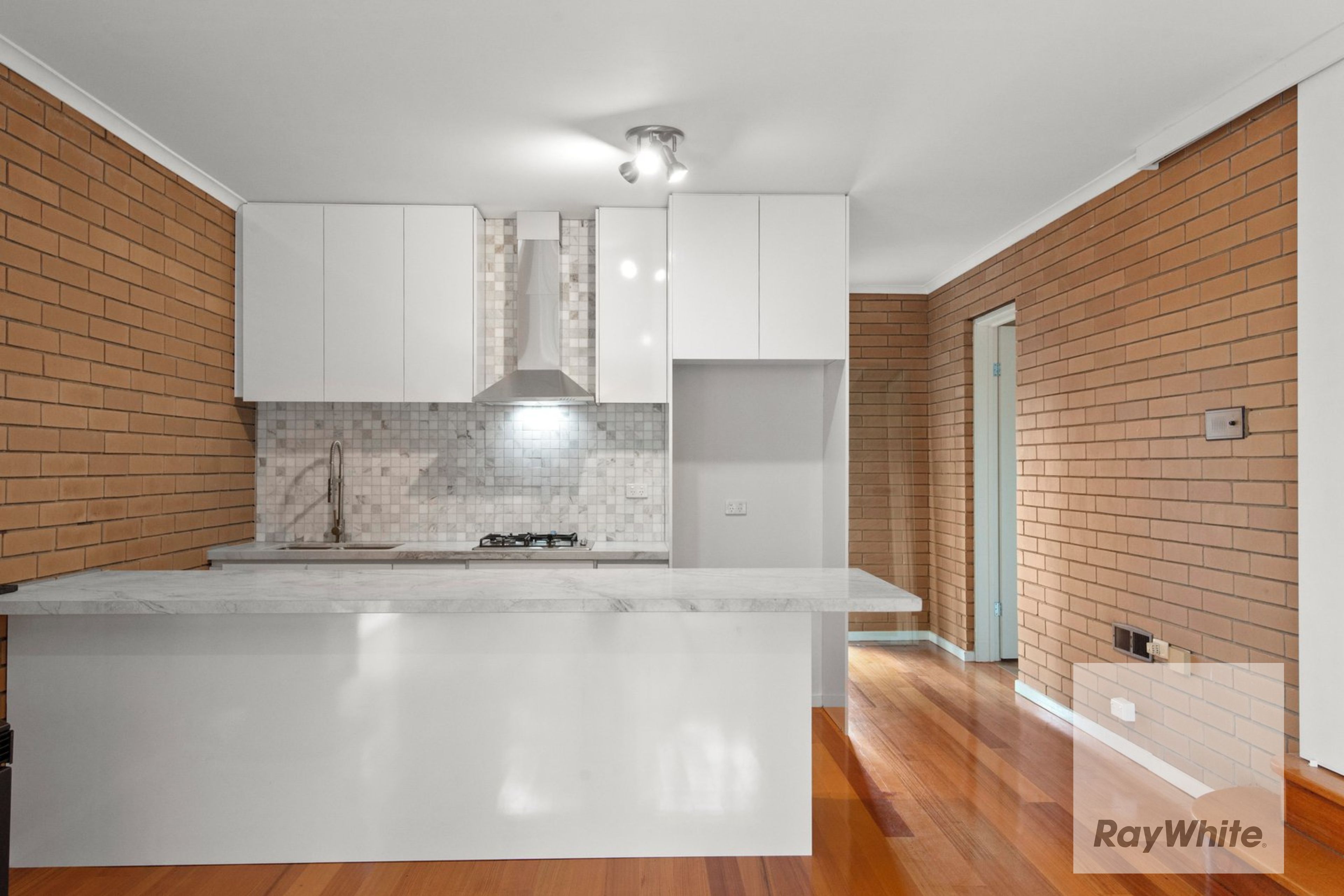 3A Saville Court — photo 4 of 8