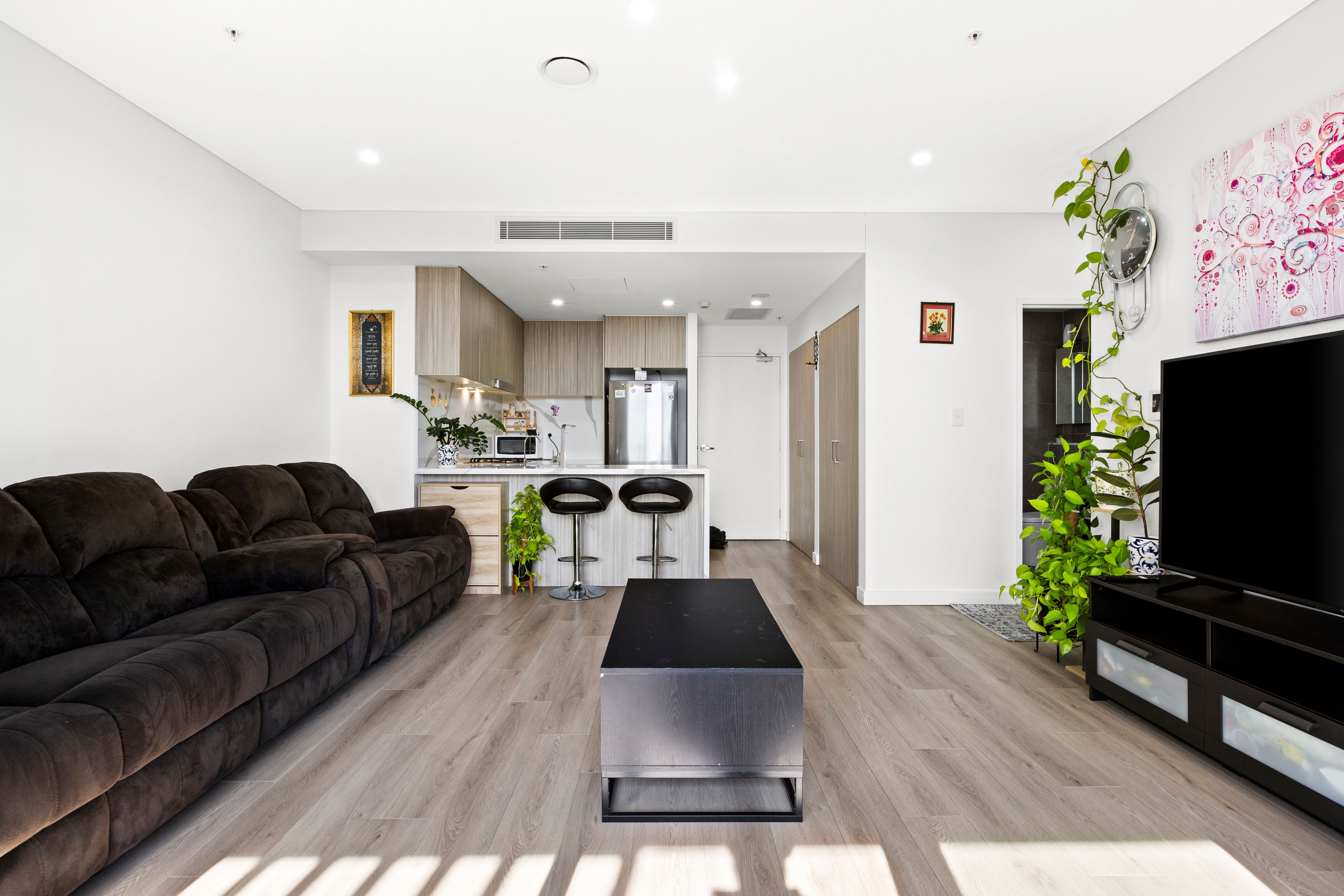 411/8B Allawah Street — photo from Ray White Schofields