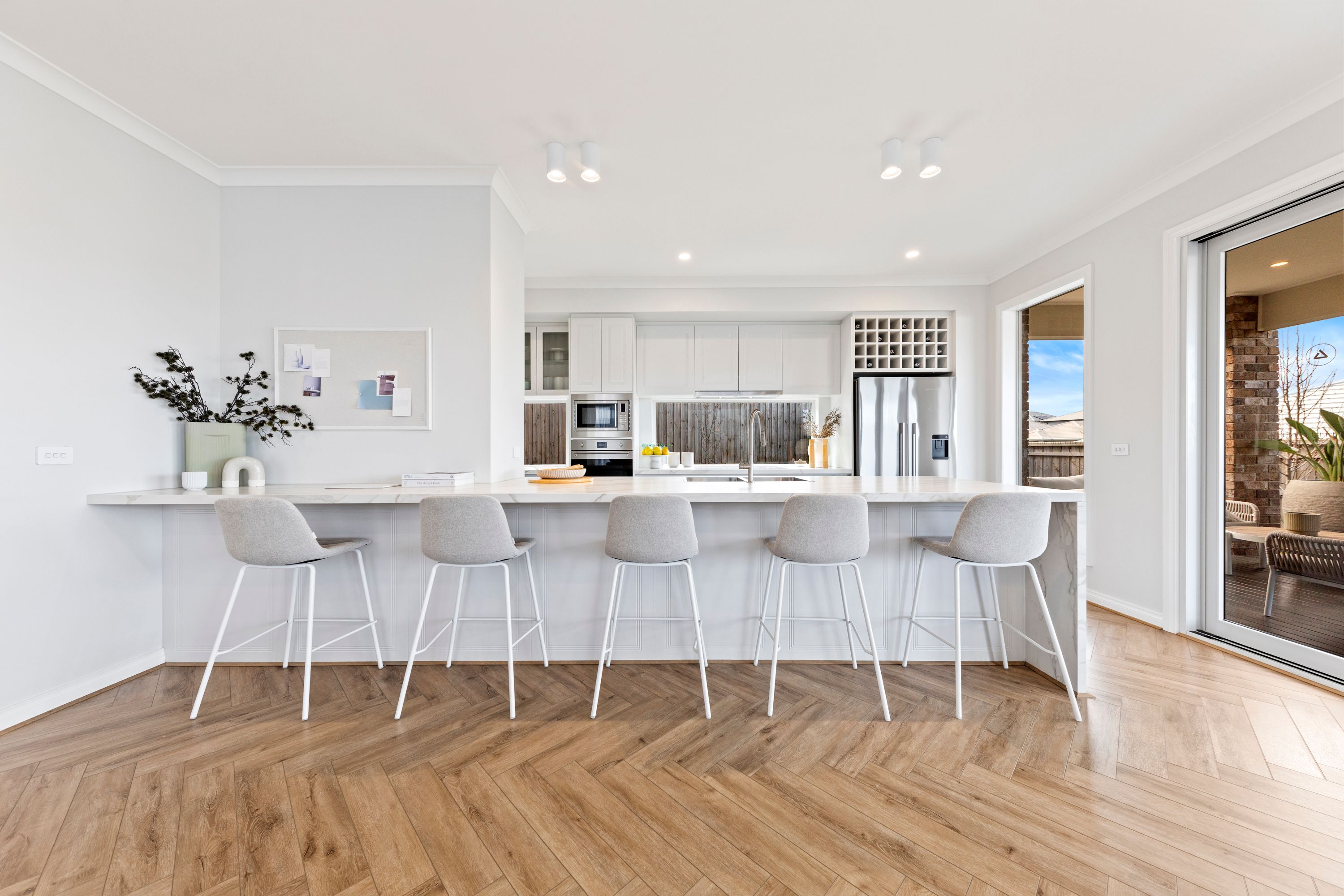 58 Apsley Parkway — photo 4 of 30