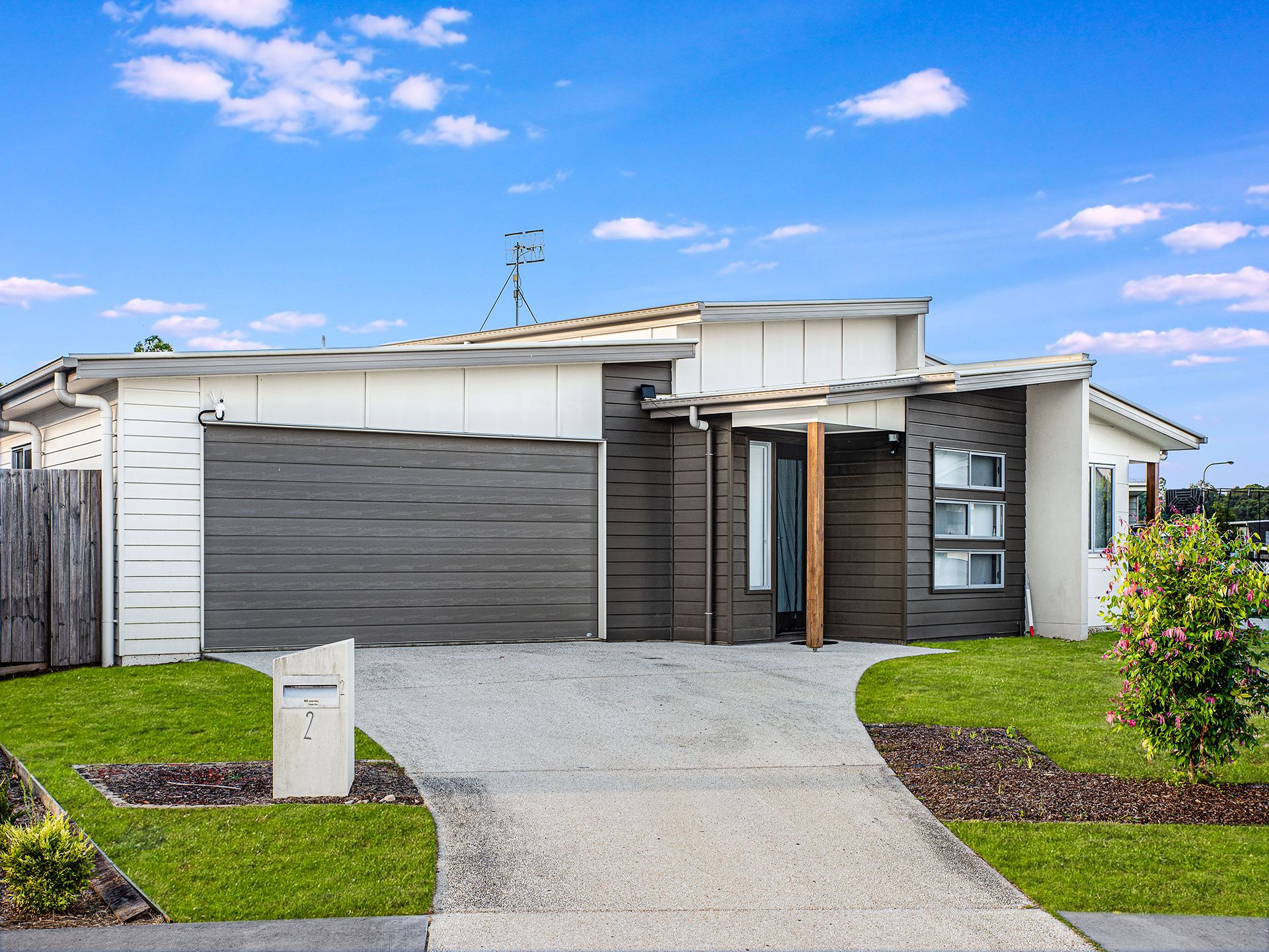 2/2 Egret Place, Bli Bli, QLD 4560