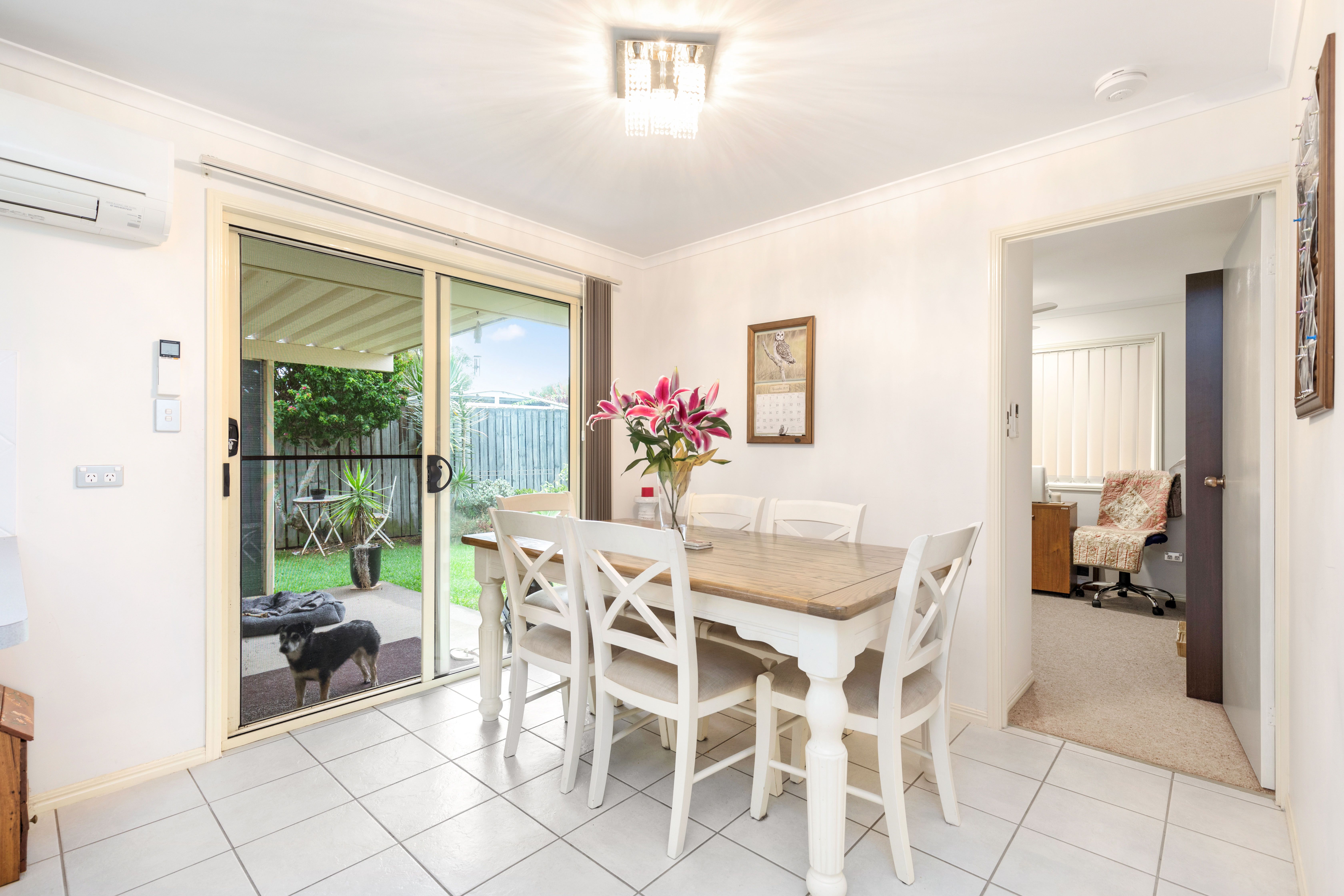 14 Hyperno Road, Point Vernon, QLD 4655