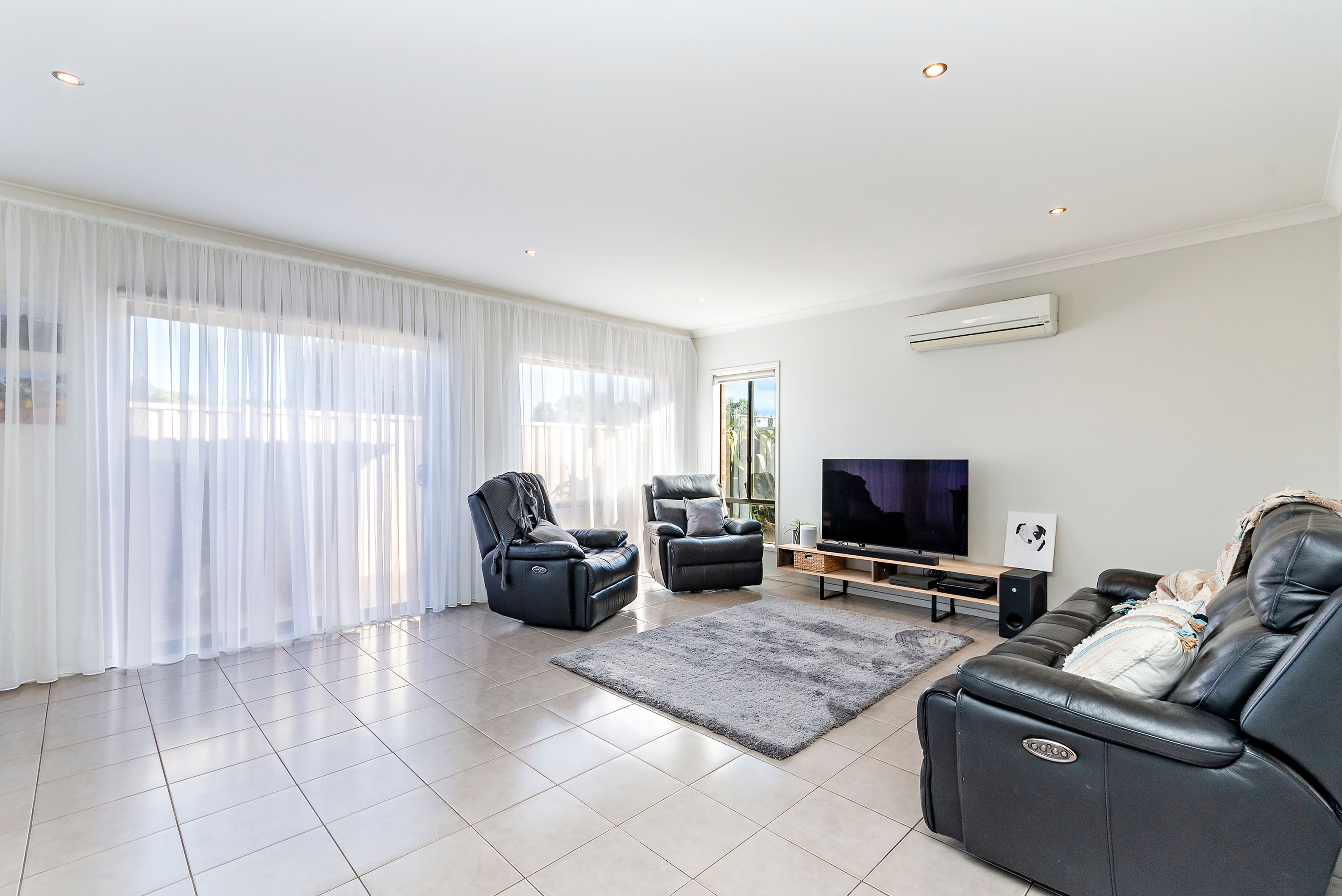 94 Spring Street, Mortlake, VIC 3272