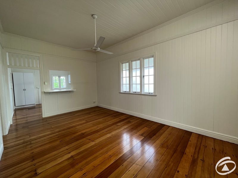 74 Cairns Street, Cairns North, QLD 4870