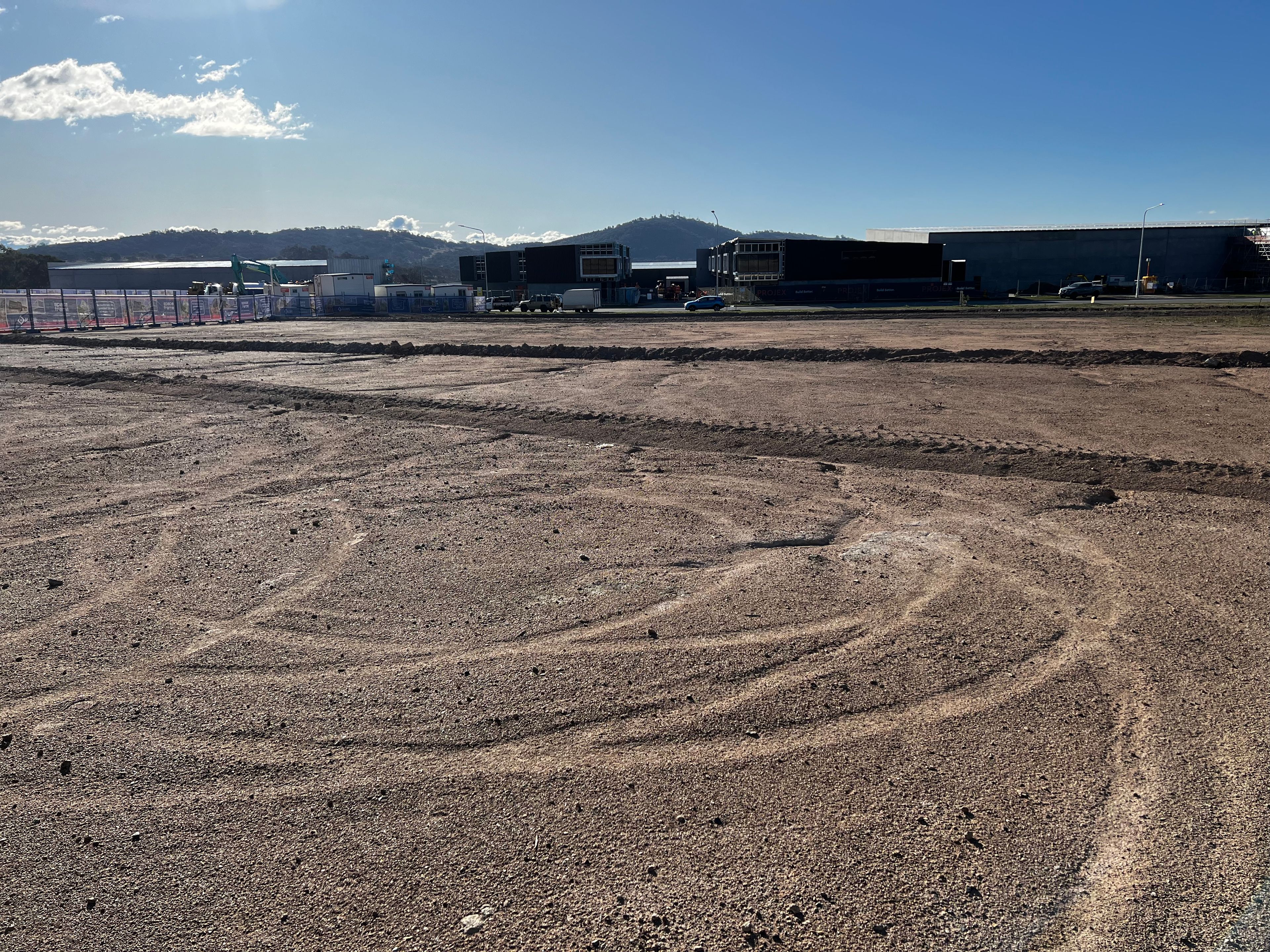 33 Val Reid Crescent, Hume, ACT 2620