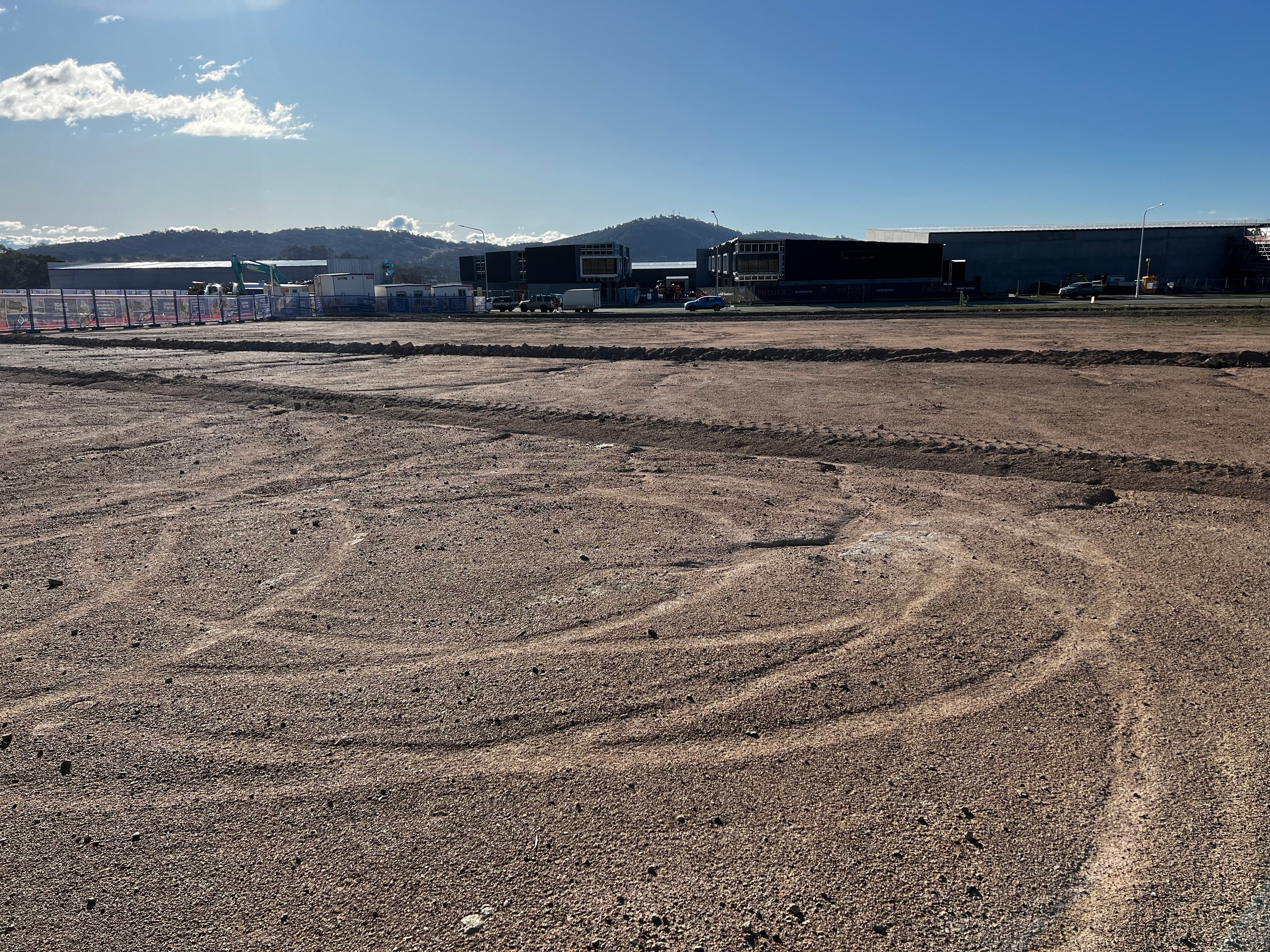 33 Val Reid Crescent, Hume, ACT 2620