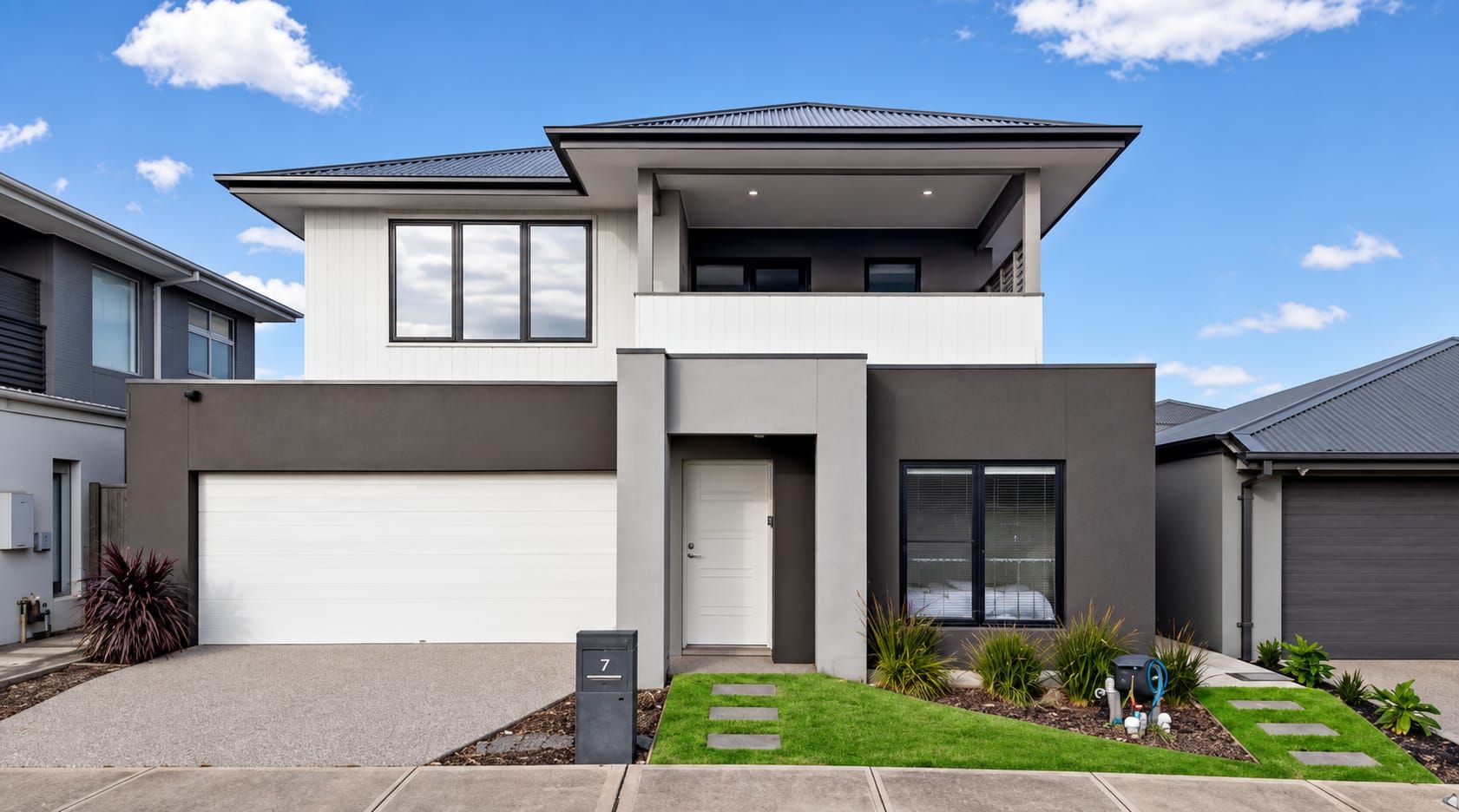 7 Compass Crescent — photo from Ray White Donnybrook