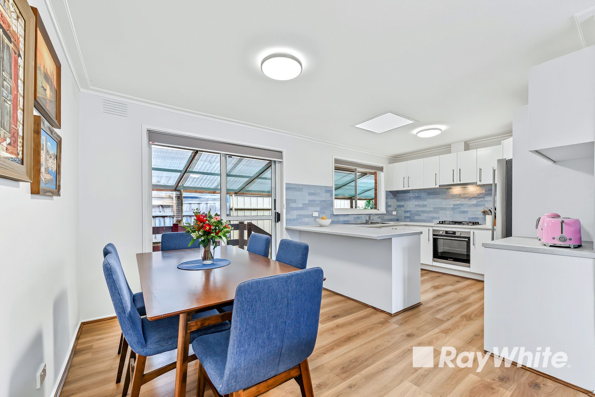 4/4 Macpherson Street — photo 4 of 14