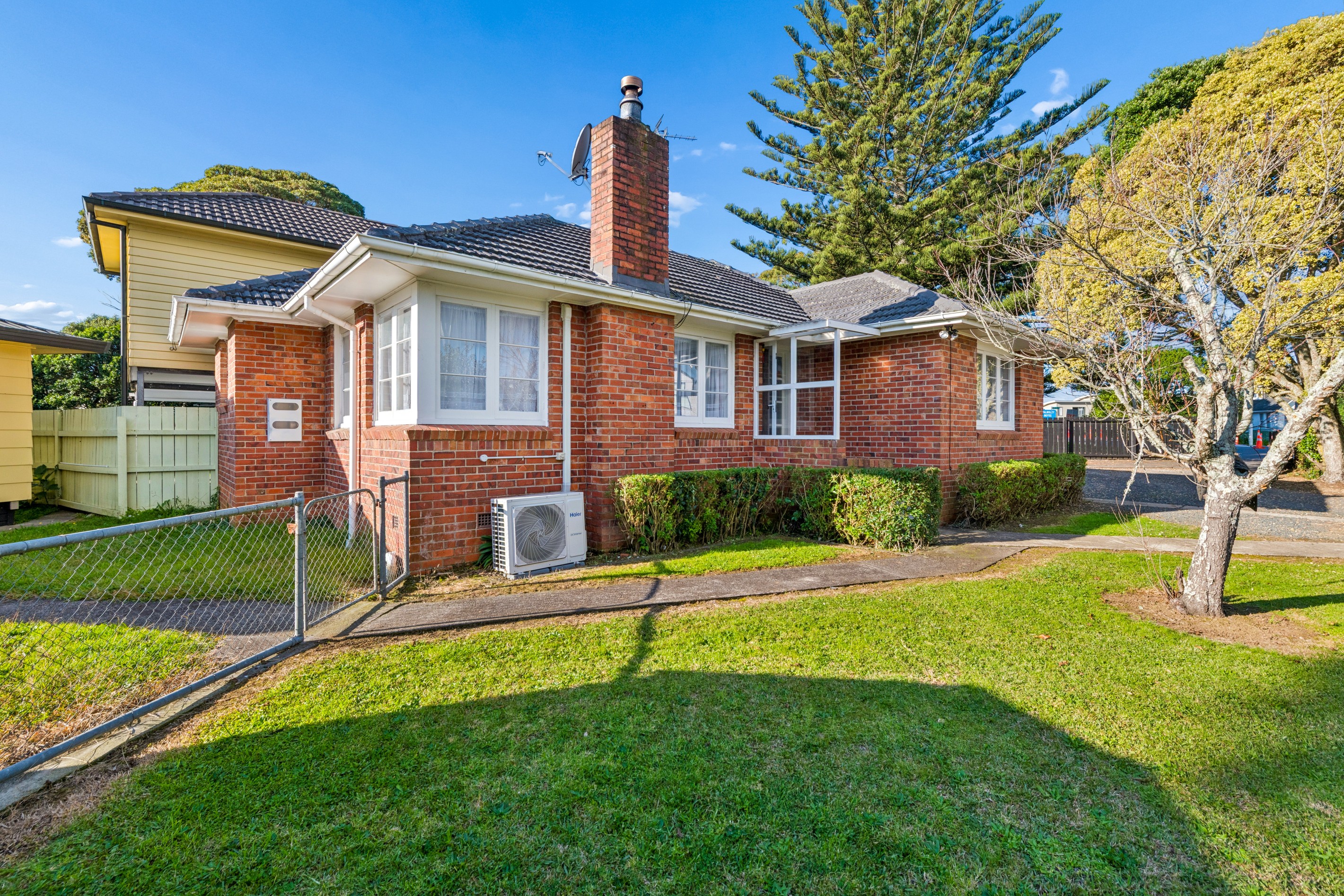 19 Walmsley Road, Mangere Bridge, Manukau City