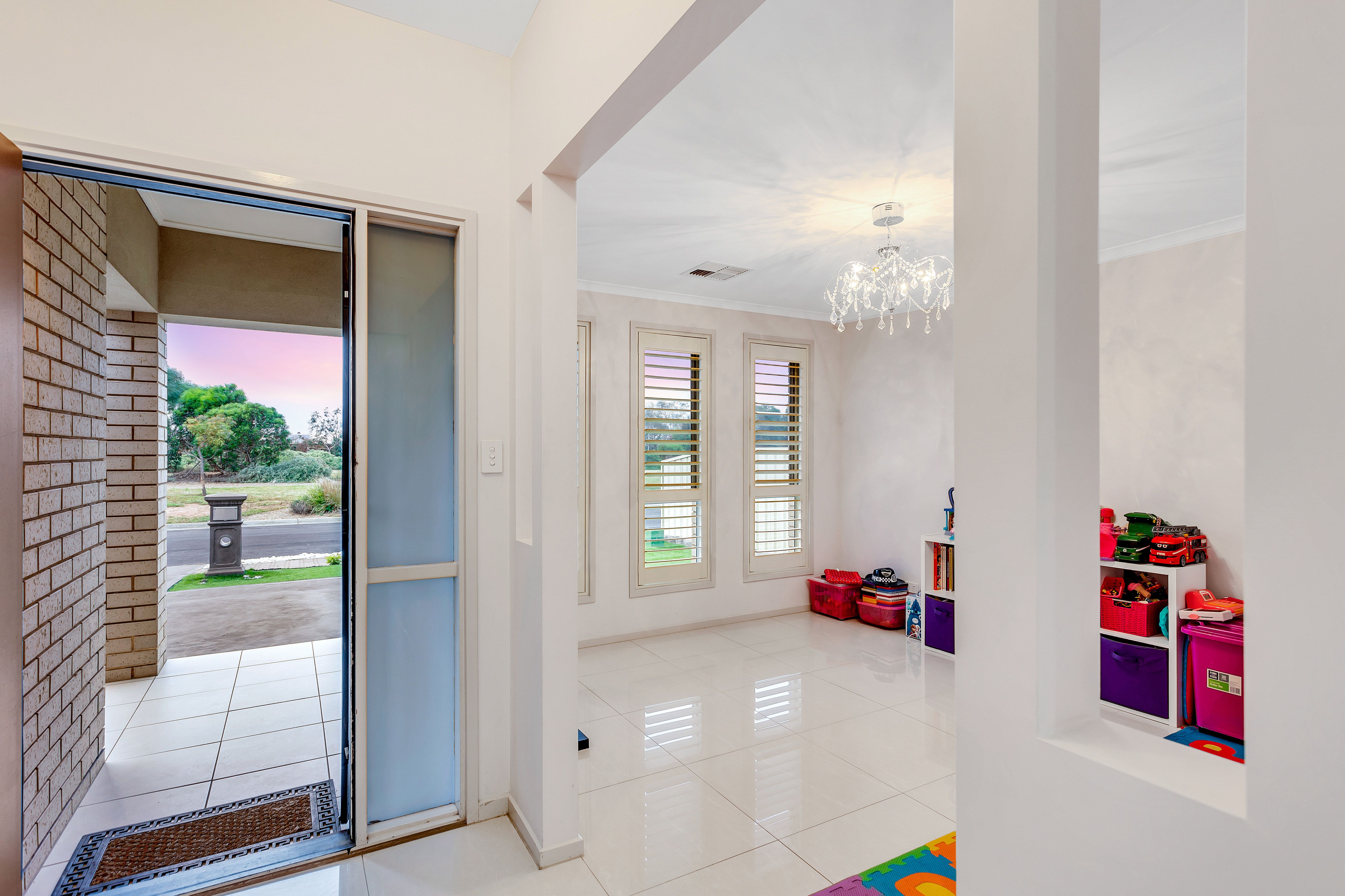 25 Lake Street, Parafield Gardens, SA 5107