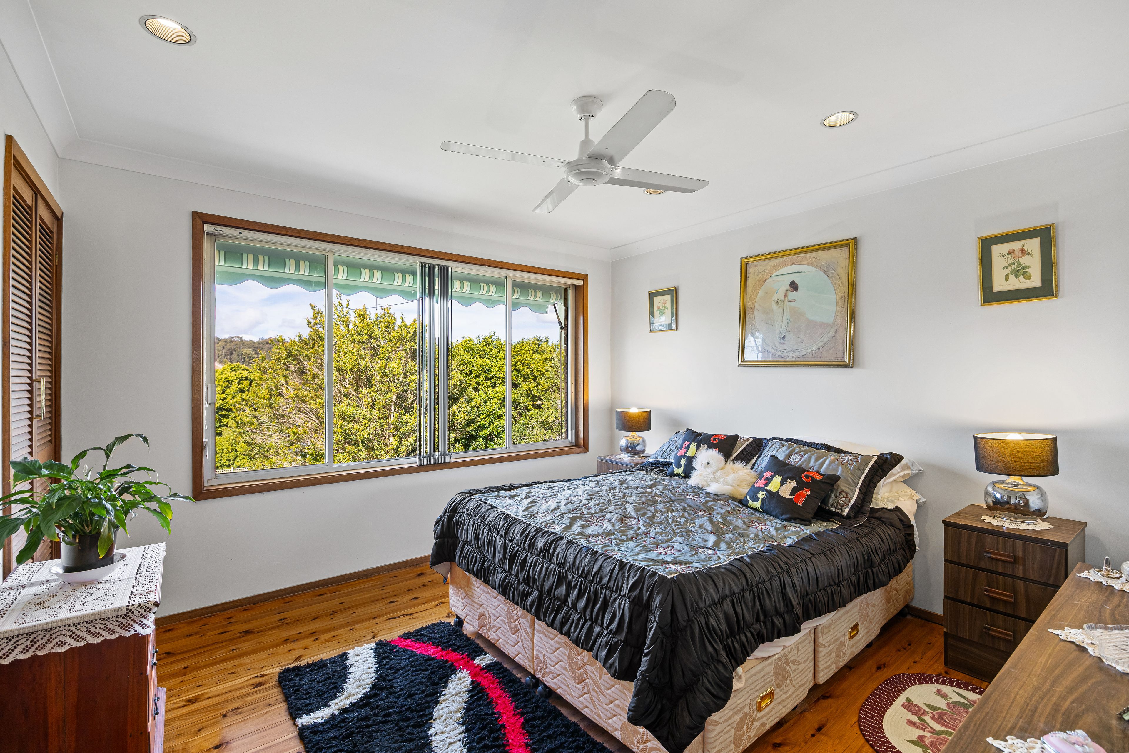 4 McInnes Street — photo 7 of 16