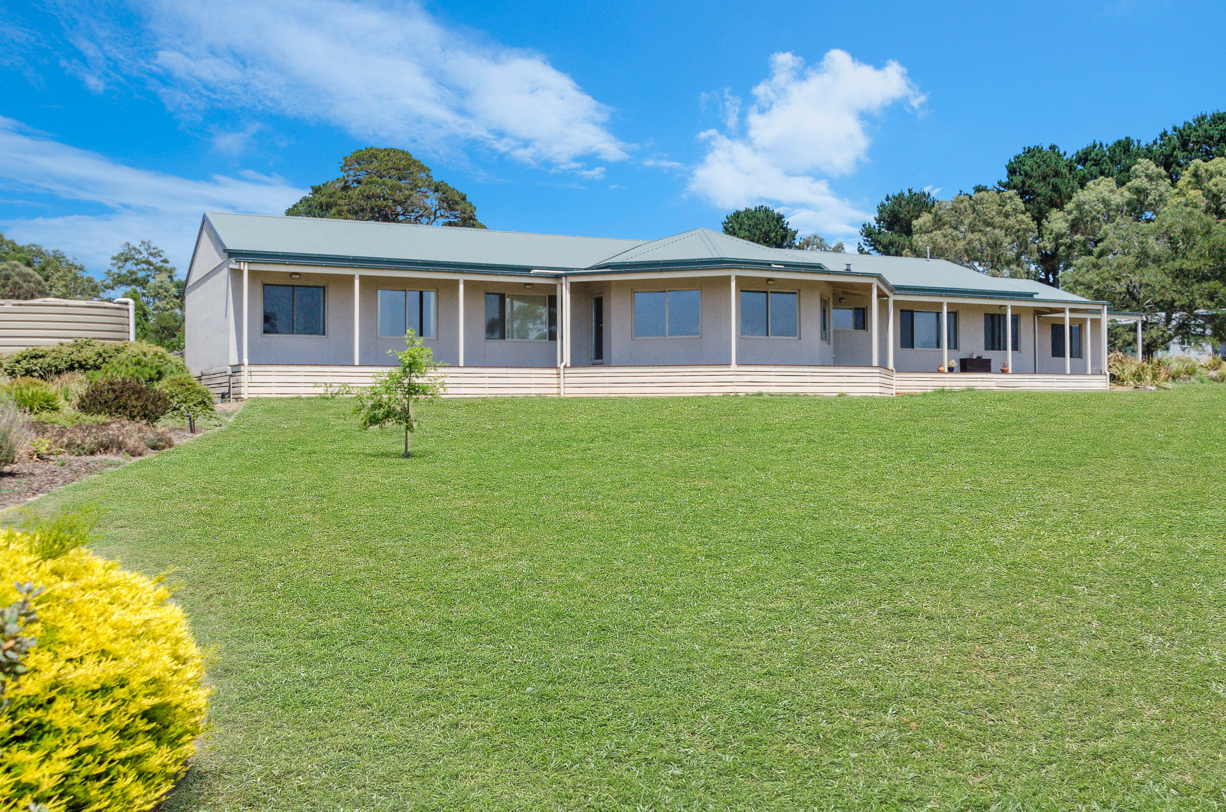 65a Kannenbergs Road, Hamilton, VIC 3300