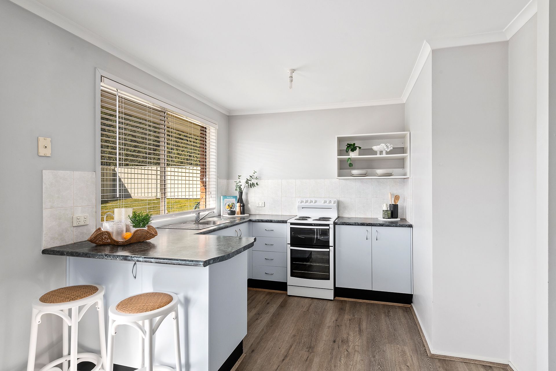 14 Simon Place — photo 4 of 10