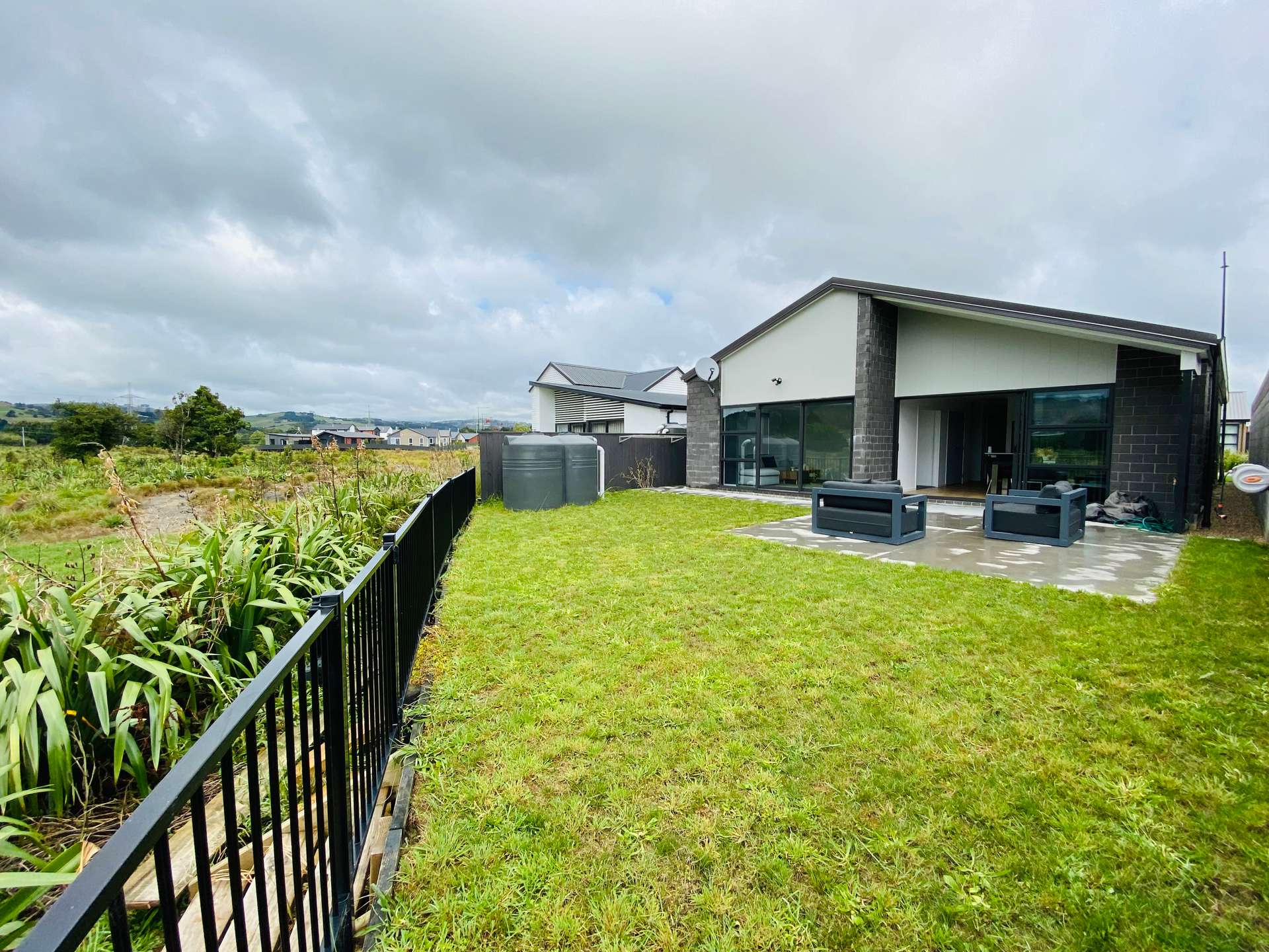 66 John Main Drive photo 1