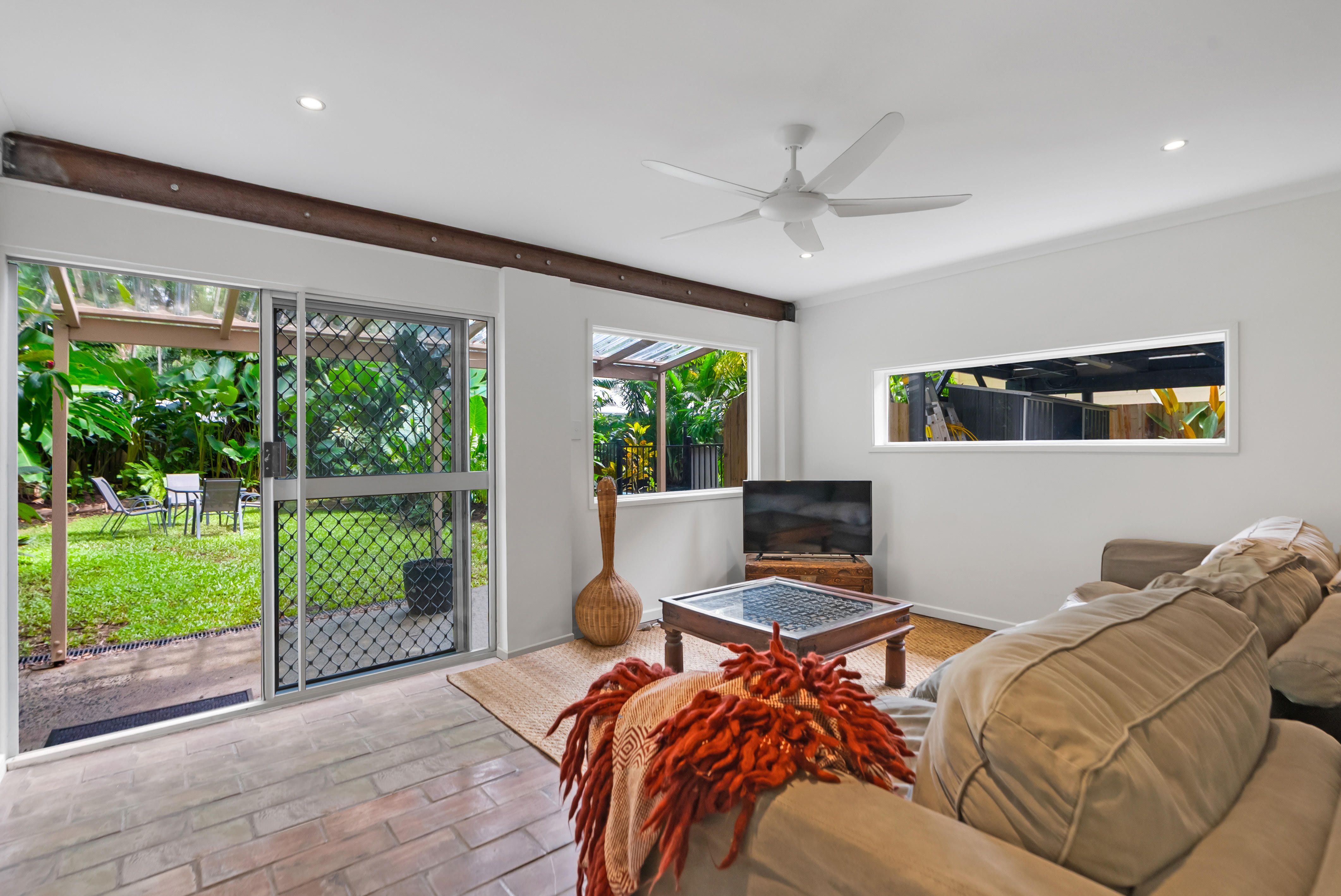 27 Bouganvillea Street — photo 12 of 27