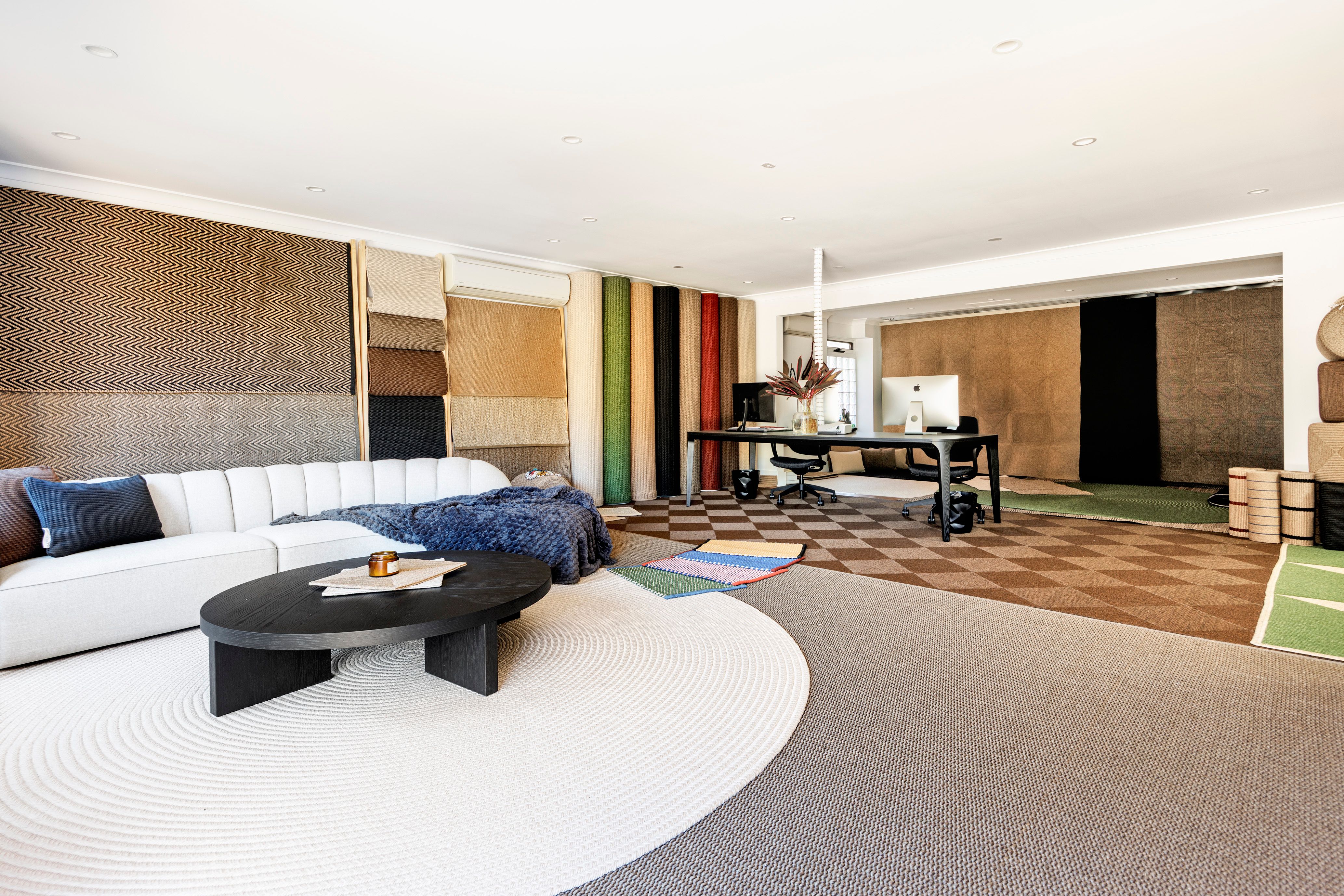 18 Carrington Road — photo 3 of 15