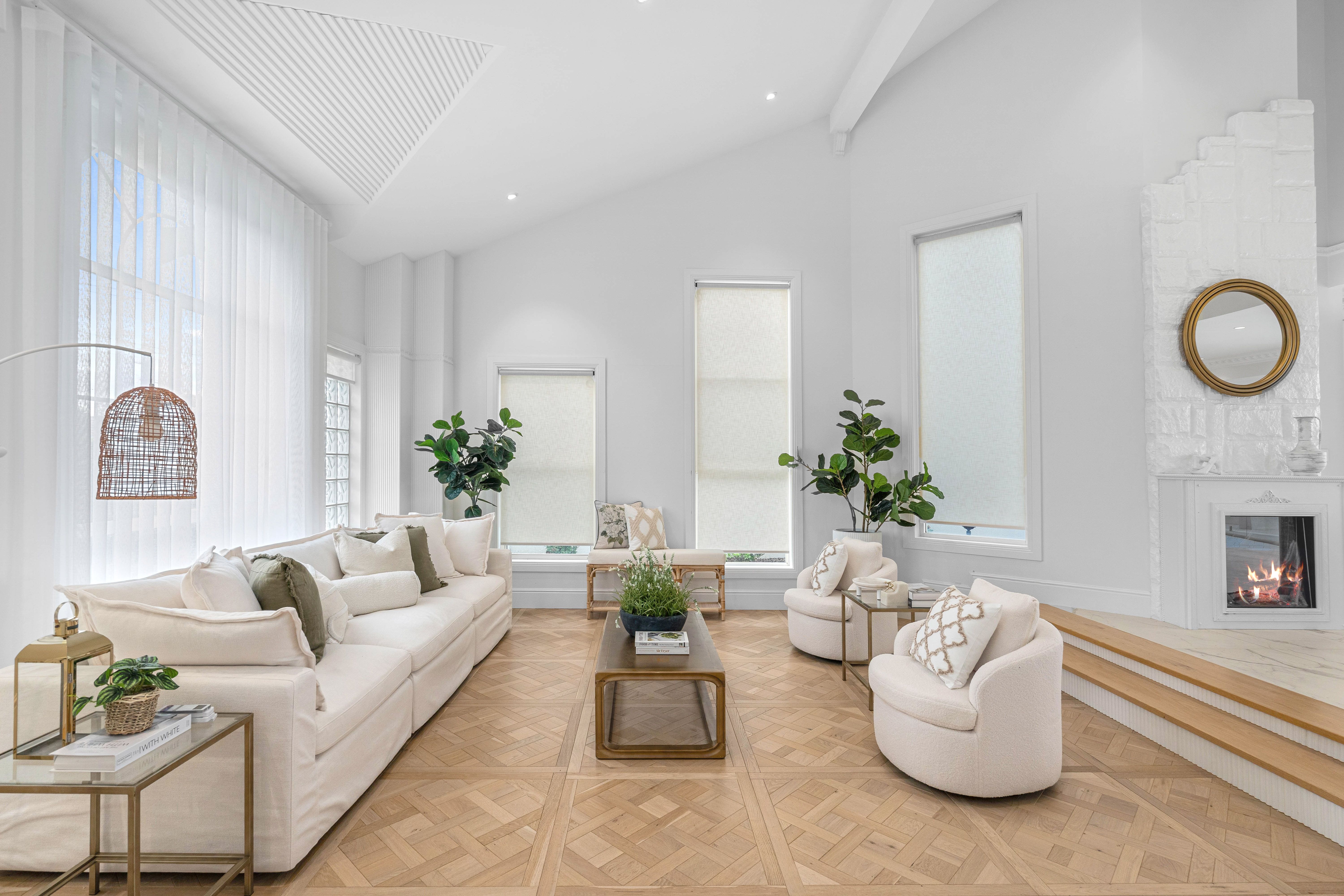 6 Castlereagh Crescent — photo 4 of 26