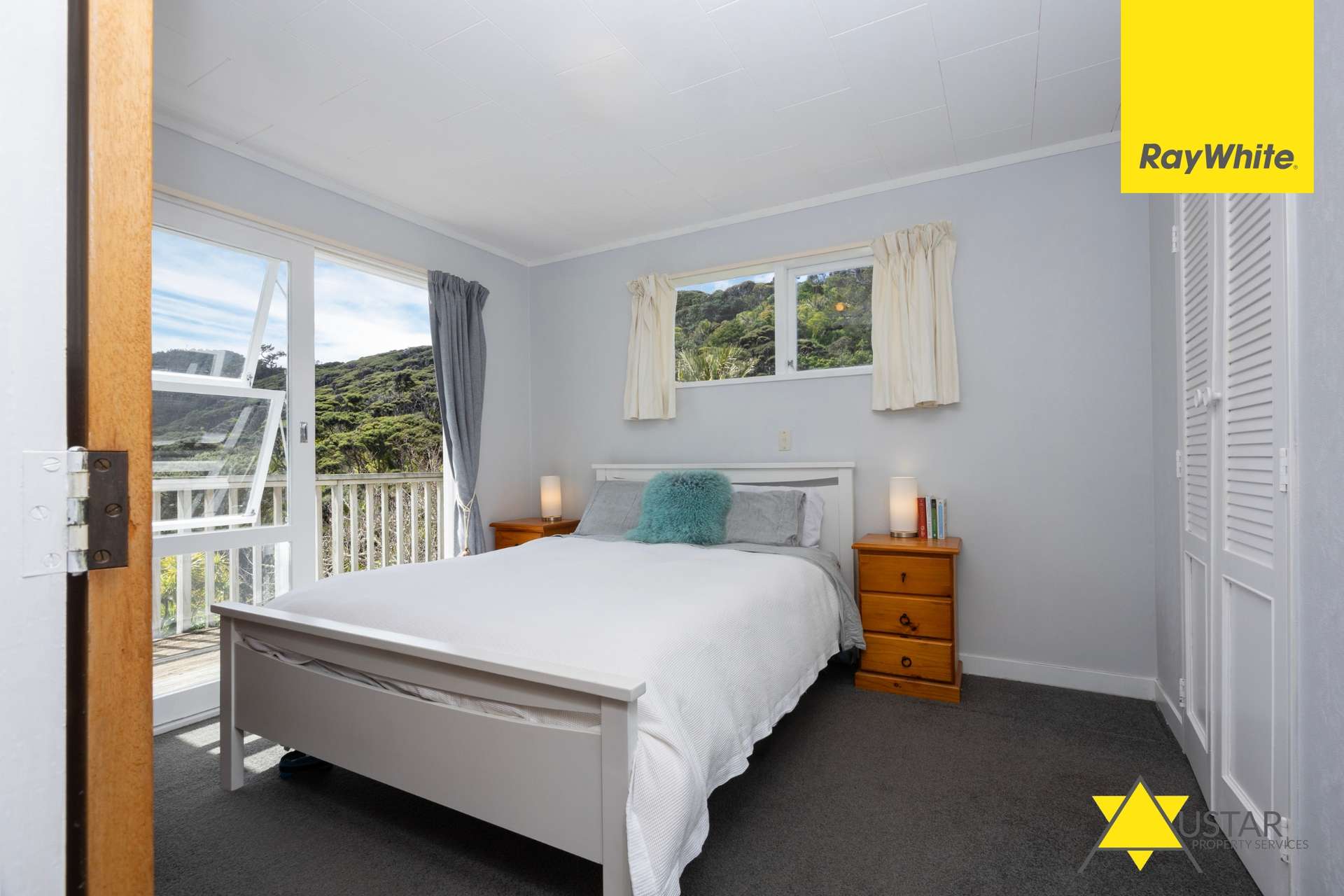 90 Seaview Road photo 13