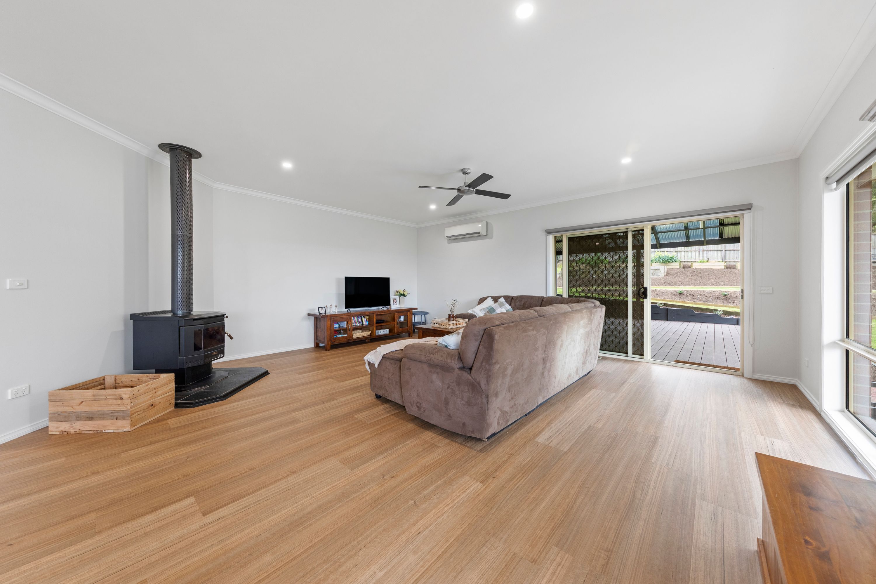 20 Overland Rise — photo 6 of 30