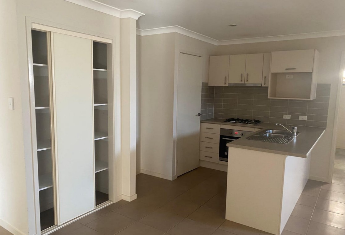 2/2 Rufous Court, North Lakes, QLD 4509