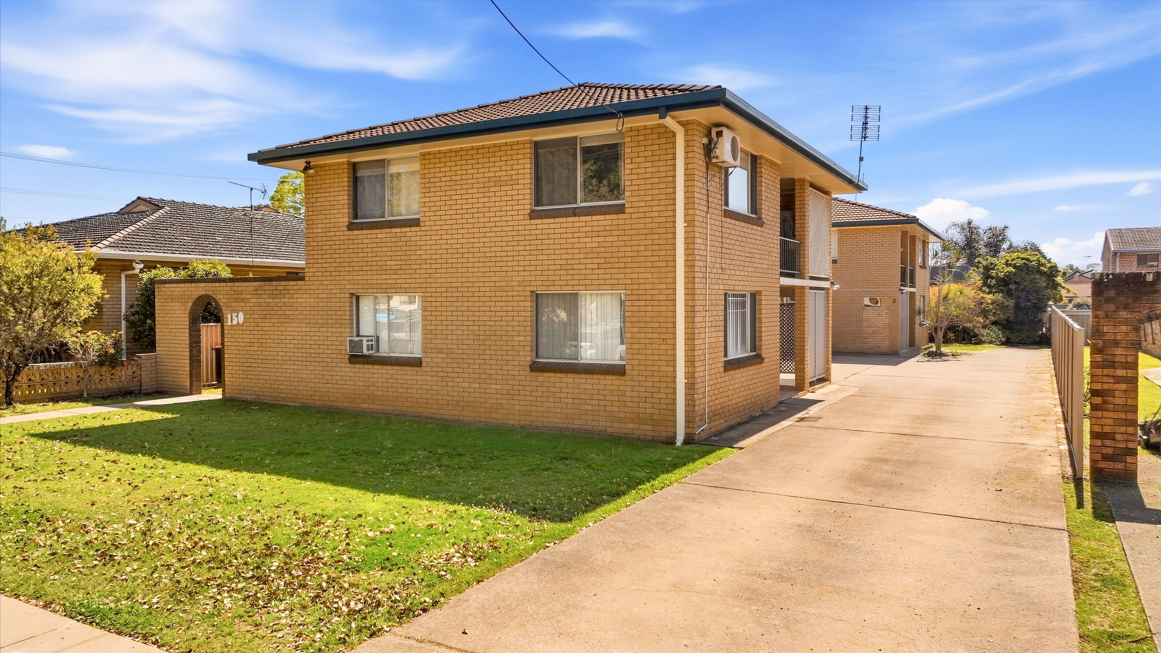 1/150 Oliver Street — photo 15 of 16