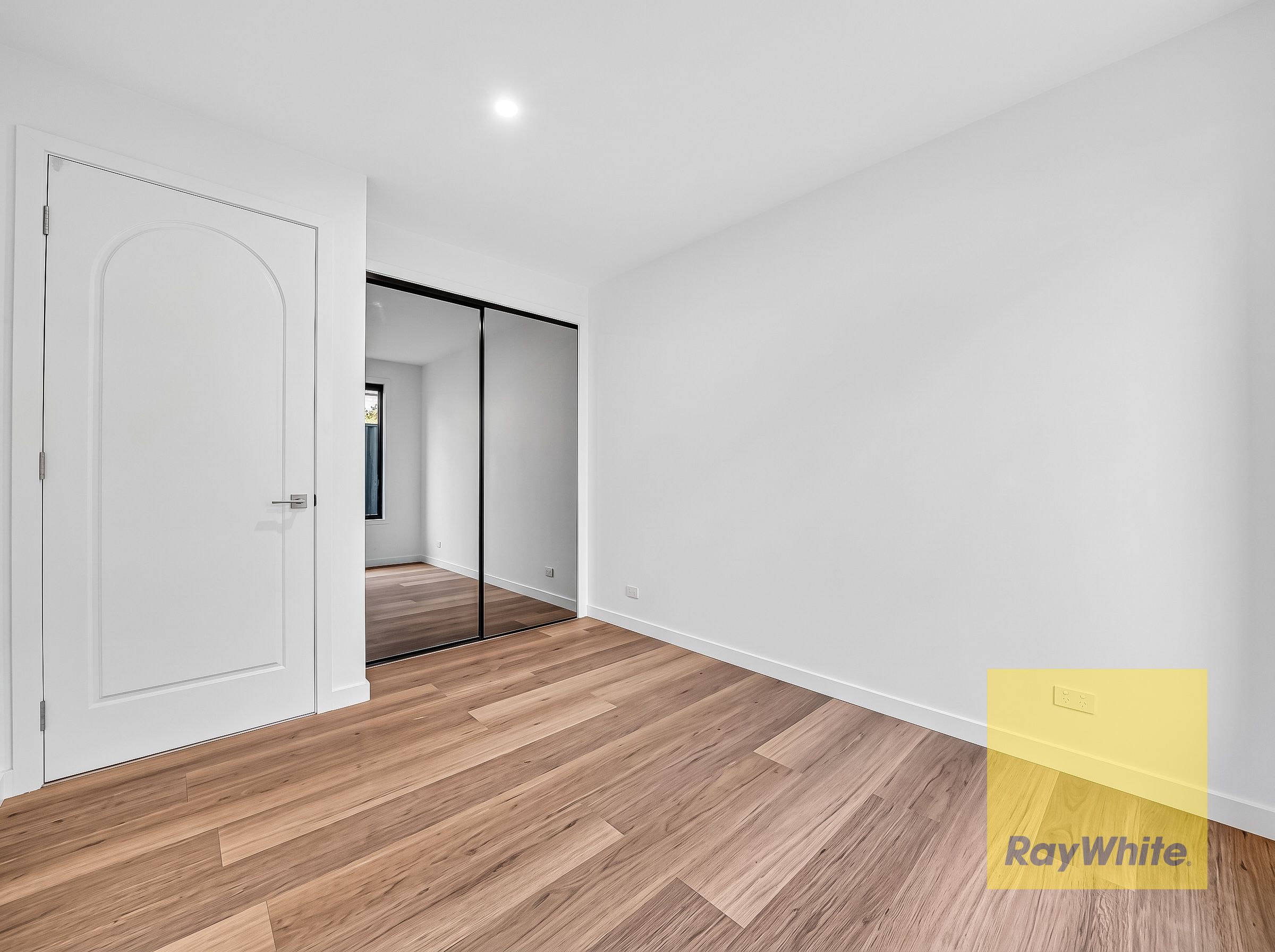 10 Cormac Way — photo 13 of 29