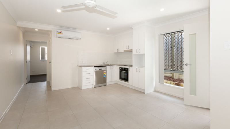 2/97 Reif Street, Flinders View, QLD 4305