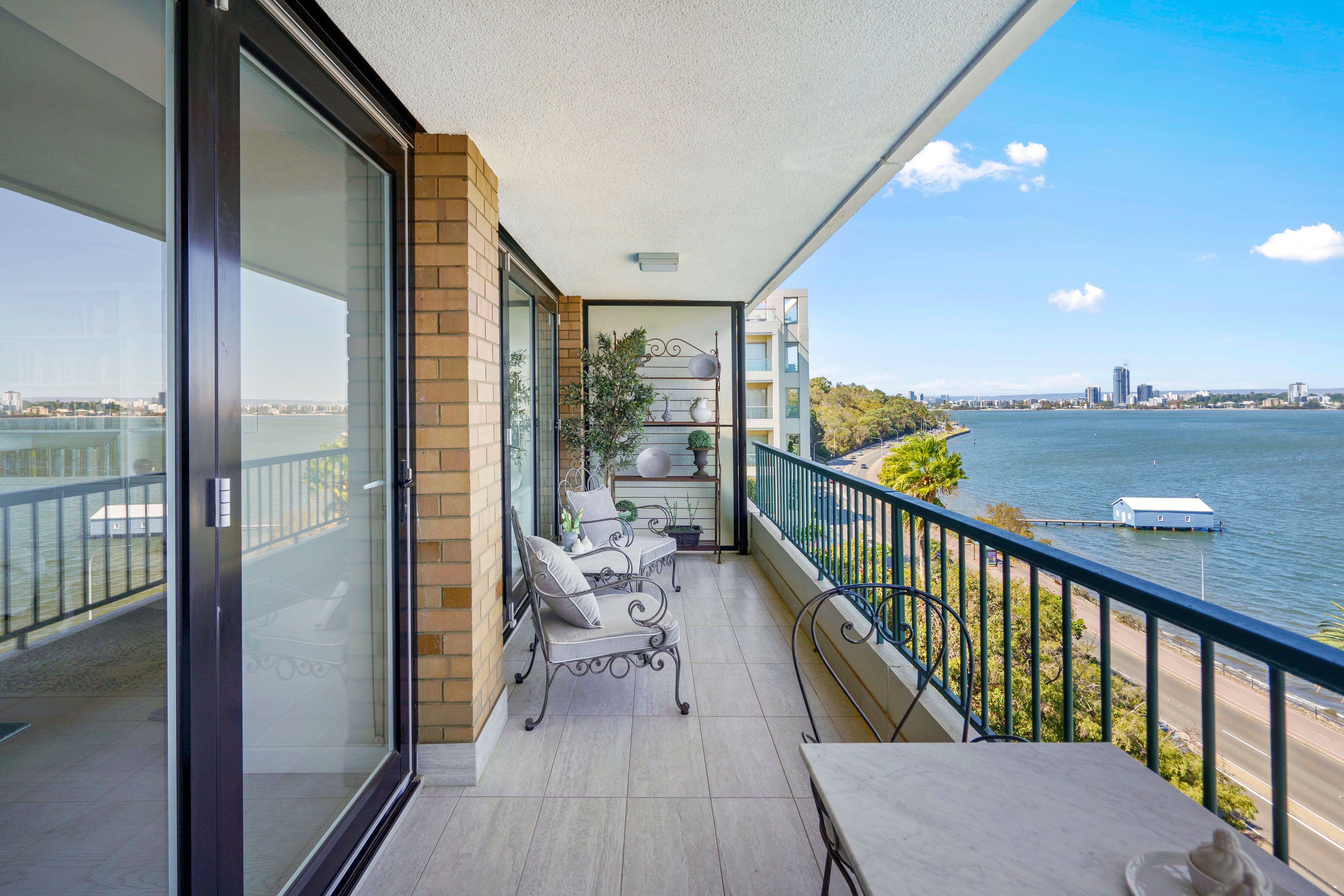 61/1 Wingfield Avenue, Crawley, WA 6009 Apartment for Sale Dalkeith