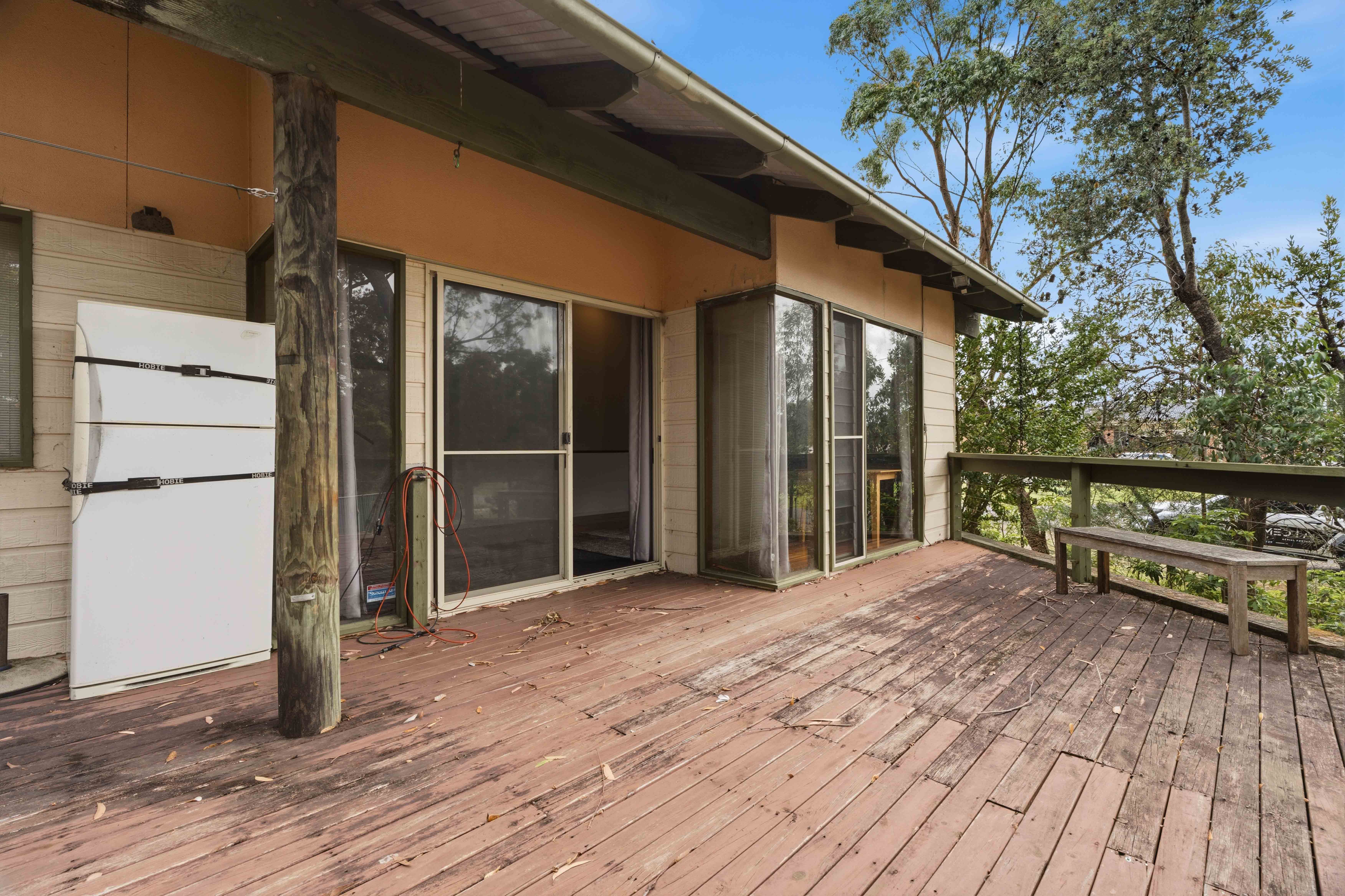 2 Elanora Parade — photo 11 of 17