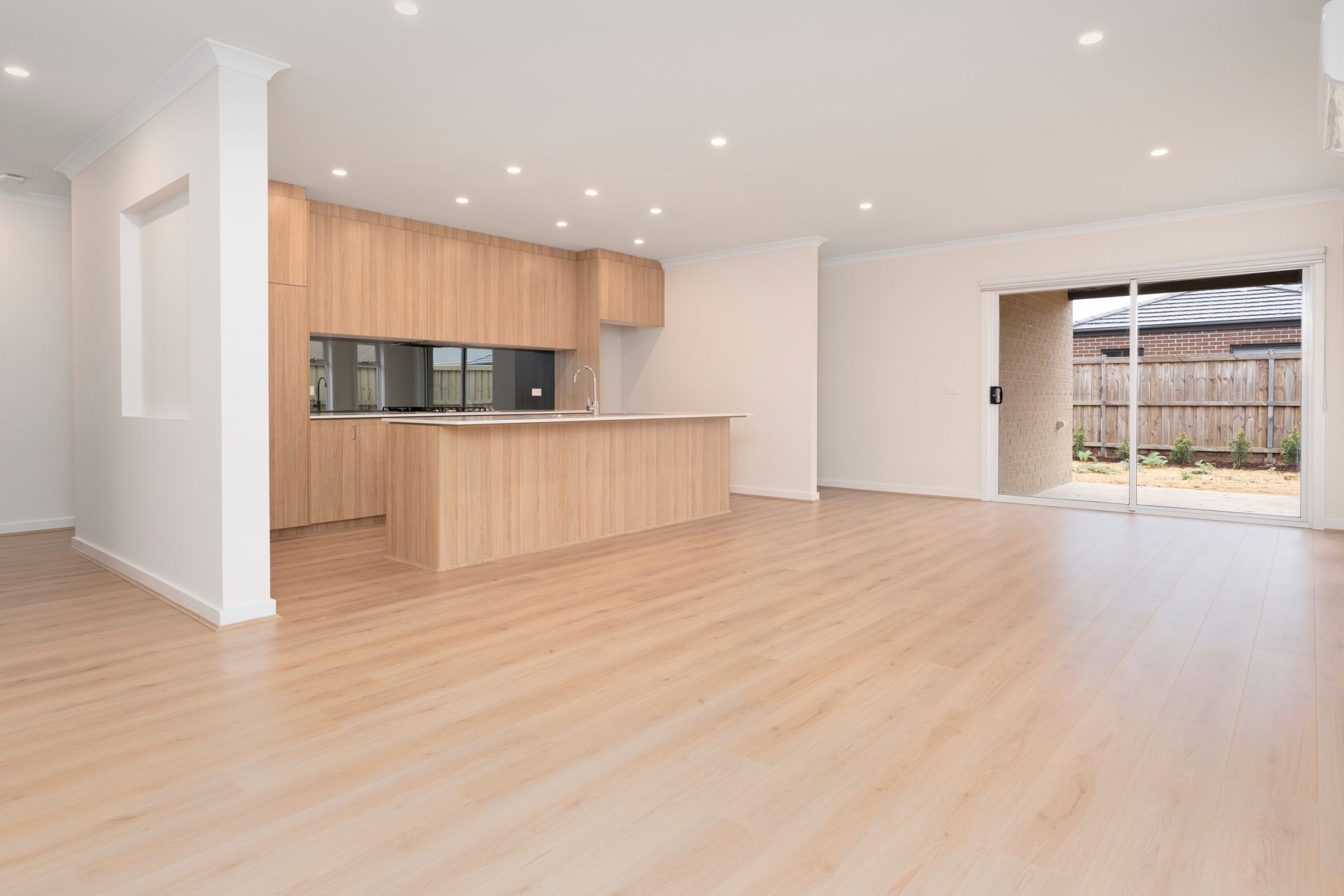 11 Karakul Street, Mambourin, VIC 3024