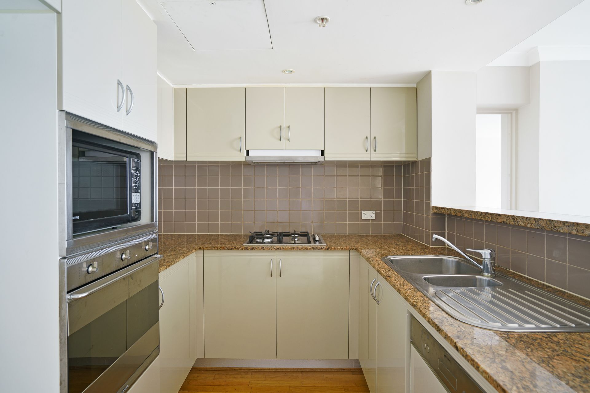 1607/8-10 Brown Street, Chatswood, NSW 2067