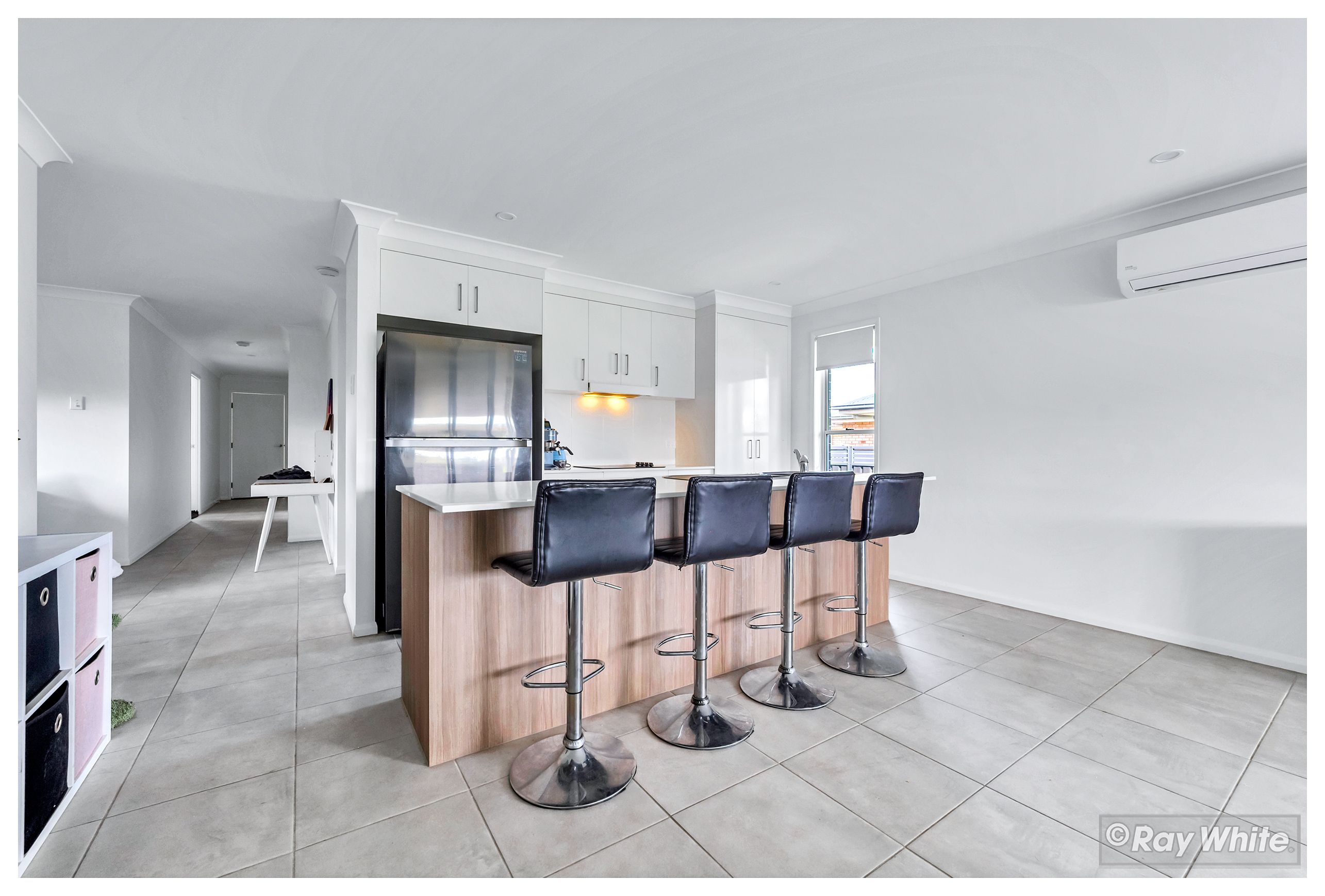 8 Longford Court — photo 3 of 21