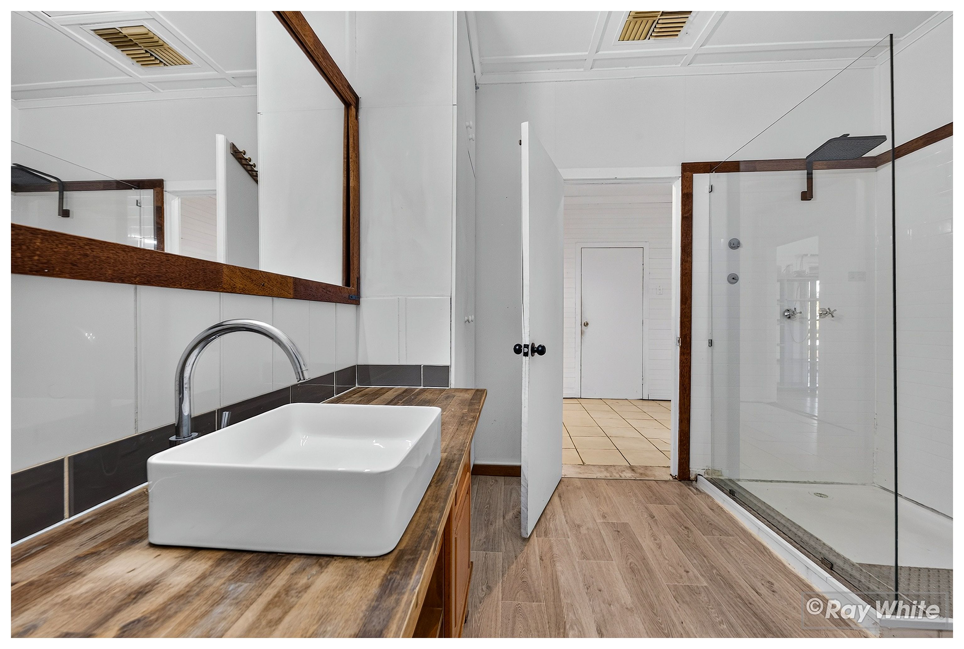 40 Lauga Street — photo 17 of 30