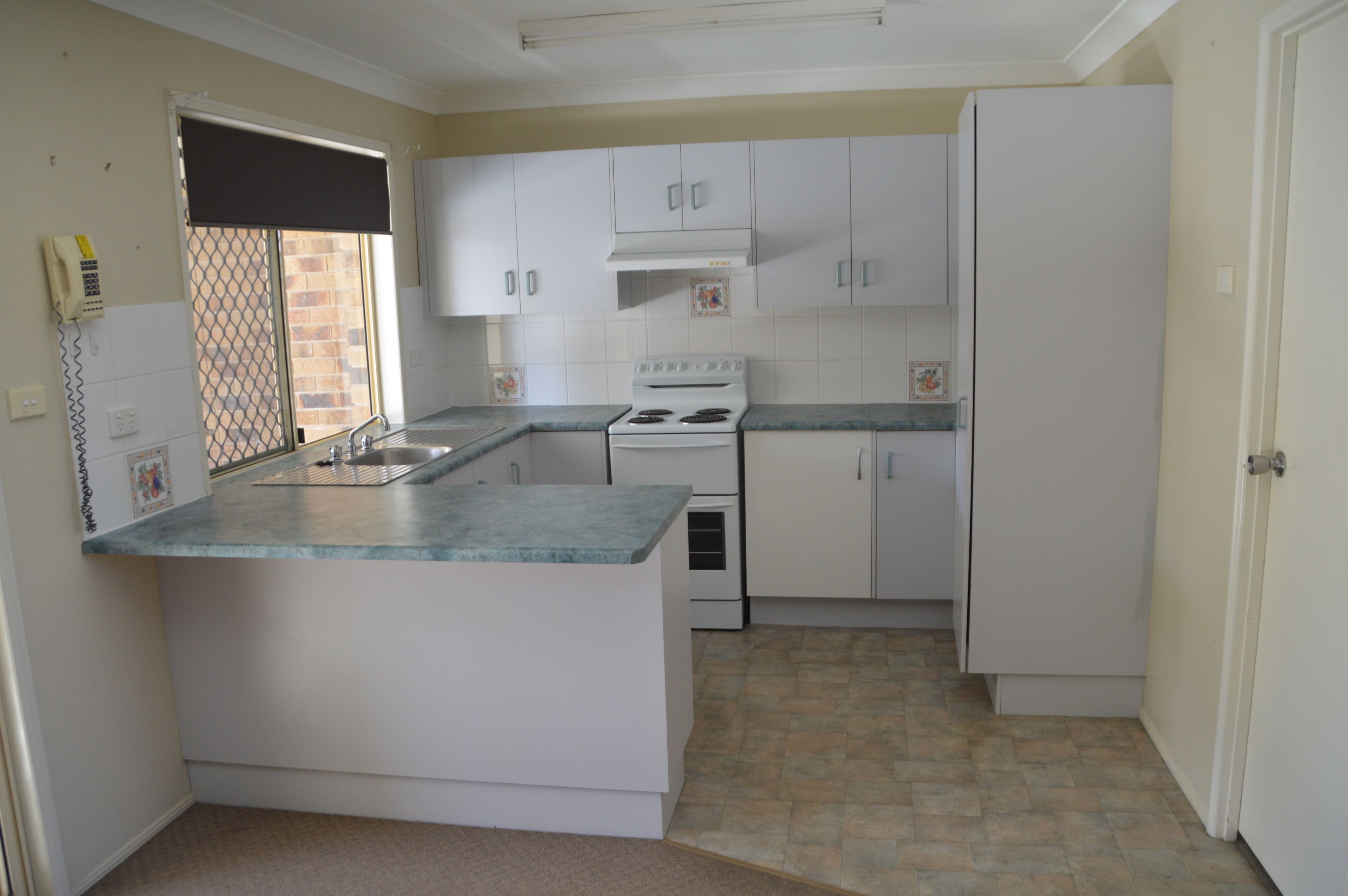1/1 Mungarra Drive, Kawana, QLD 4701