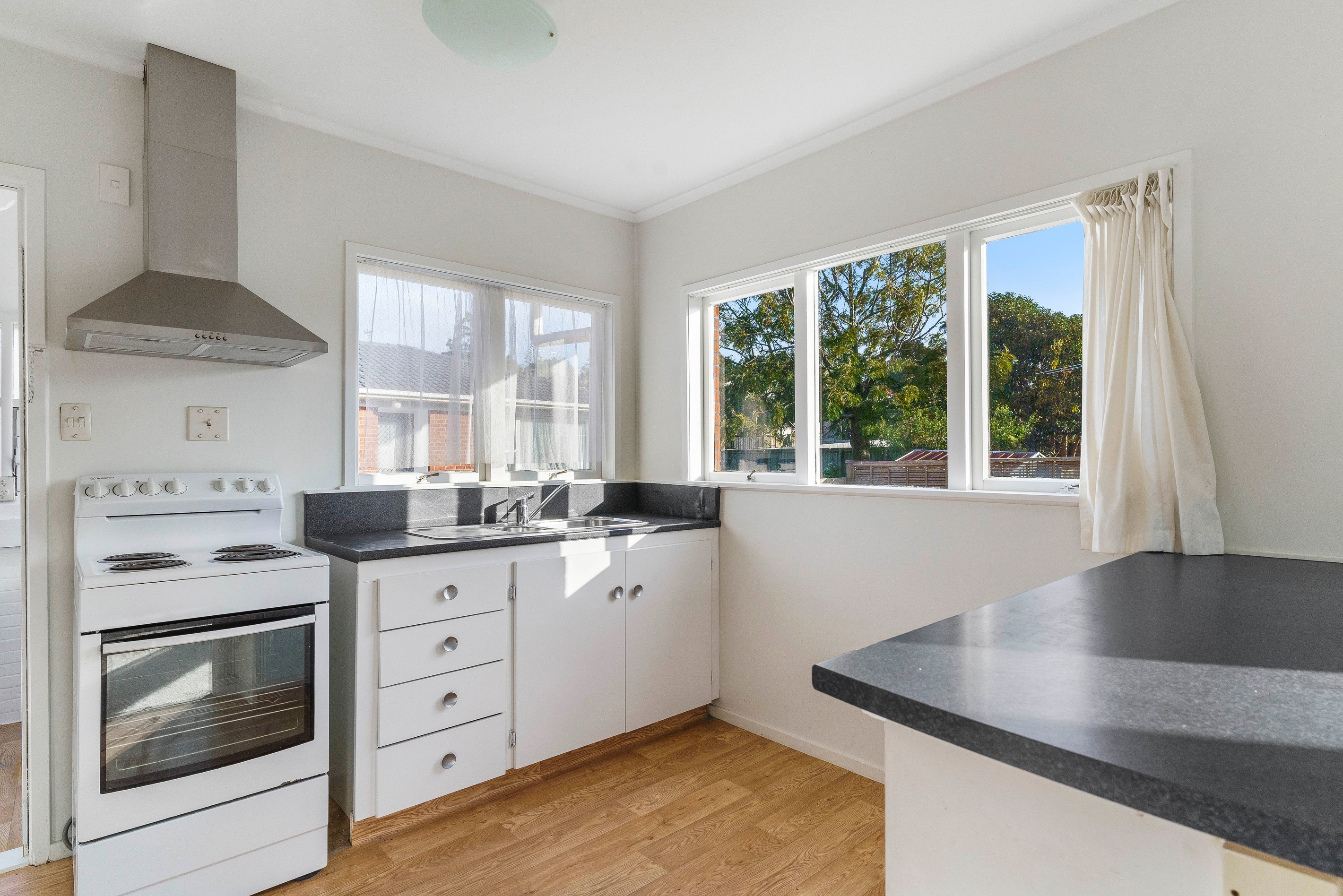 2/8 Chartwell Avenue, Glenfield, North Shore City