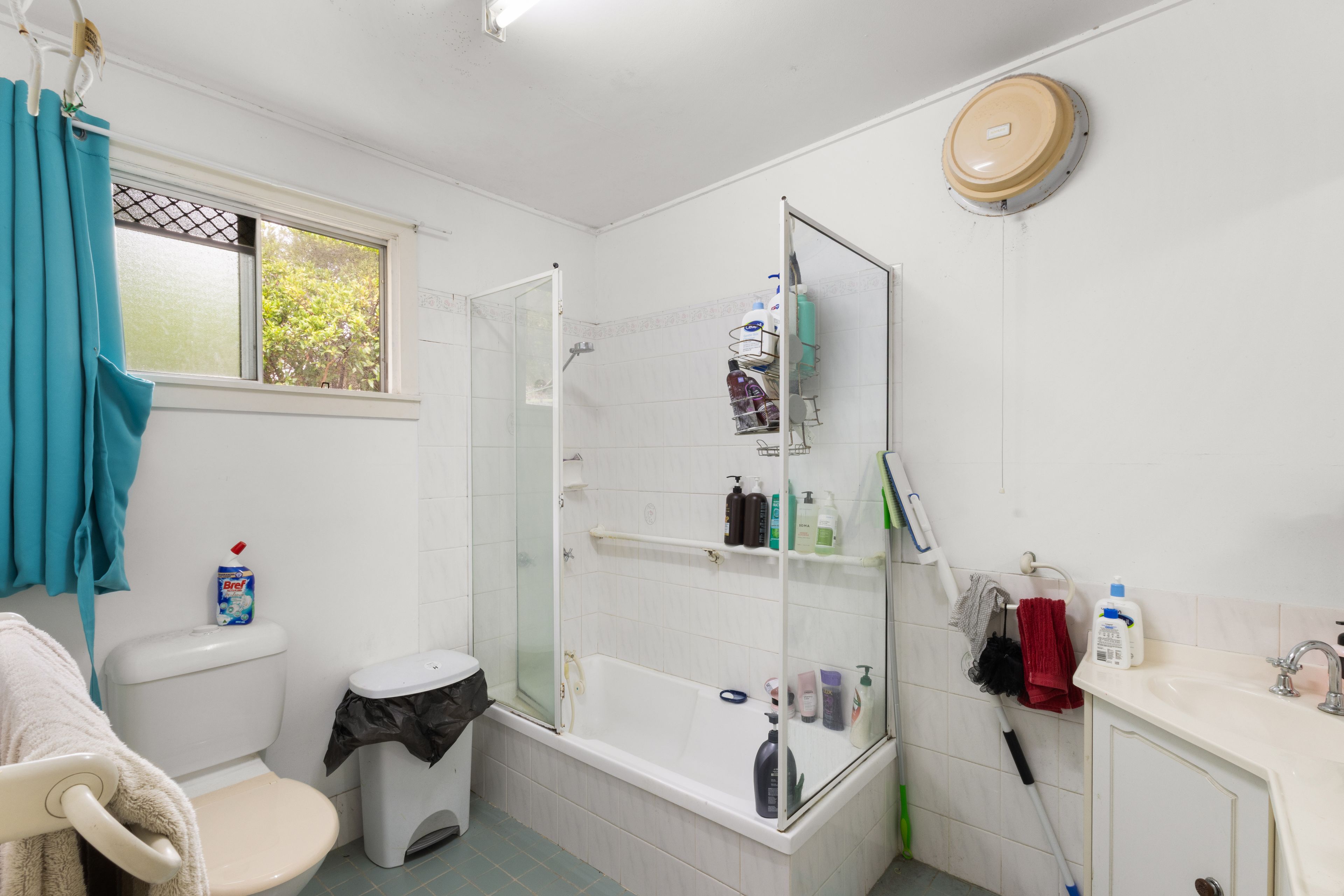35 Helles Street — photo 11 of 17