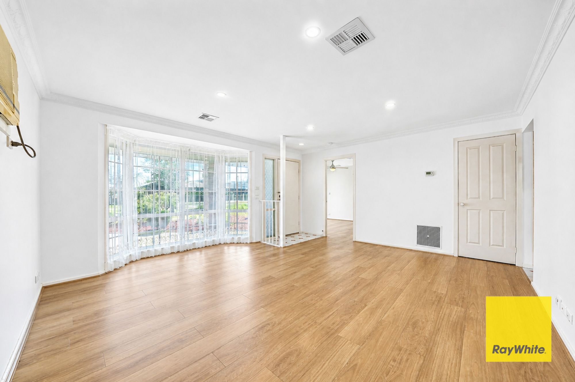 52 Wilmington Avenue — photo 5 of 19