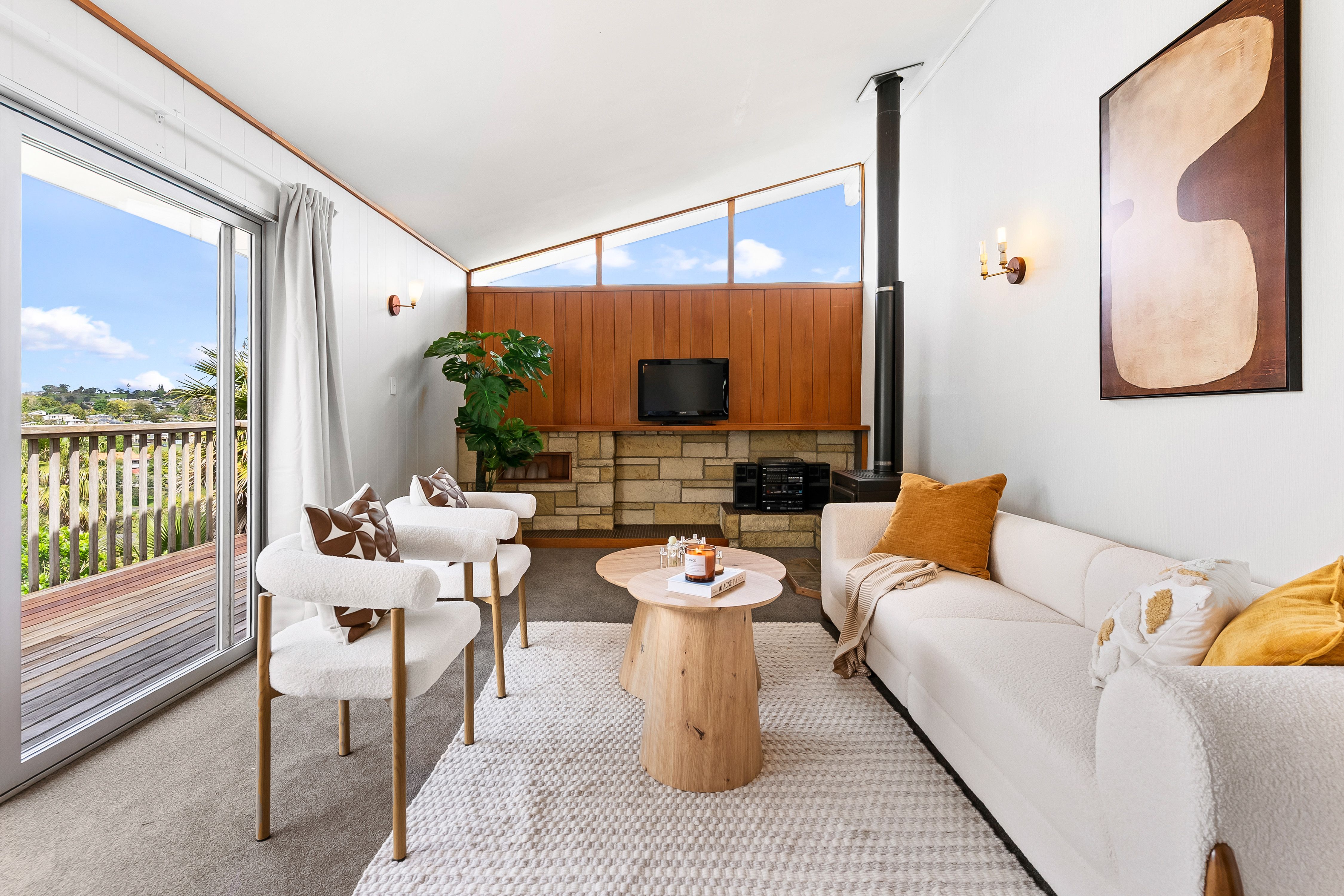 24 Noeleen Street, Glenfield, North Shore City