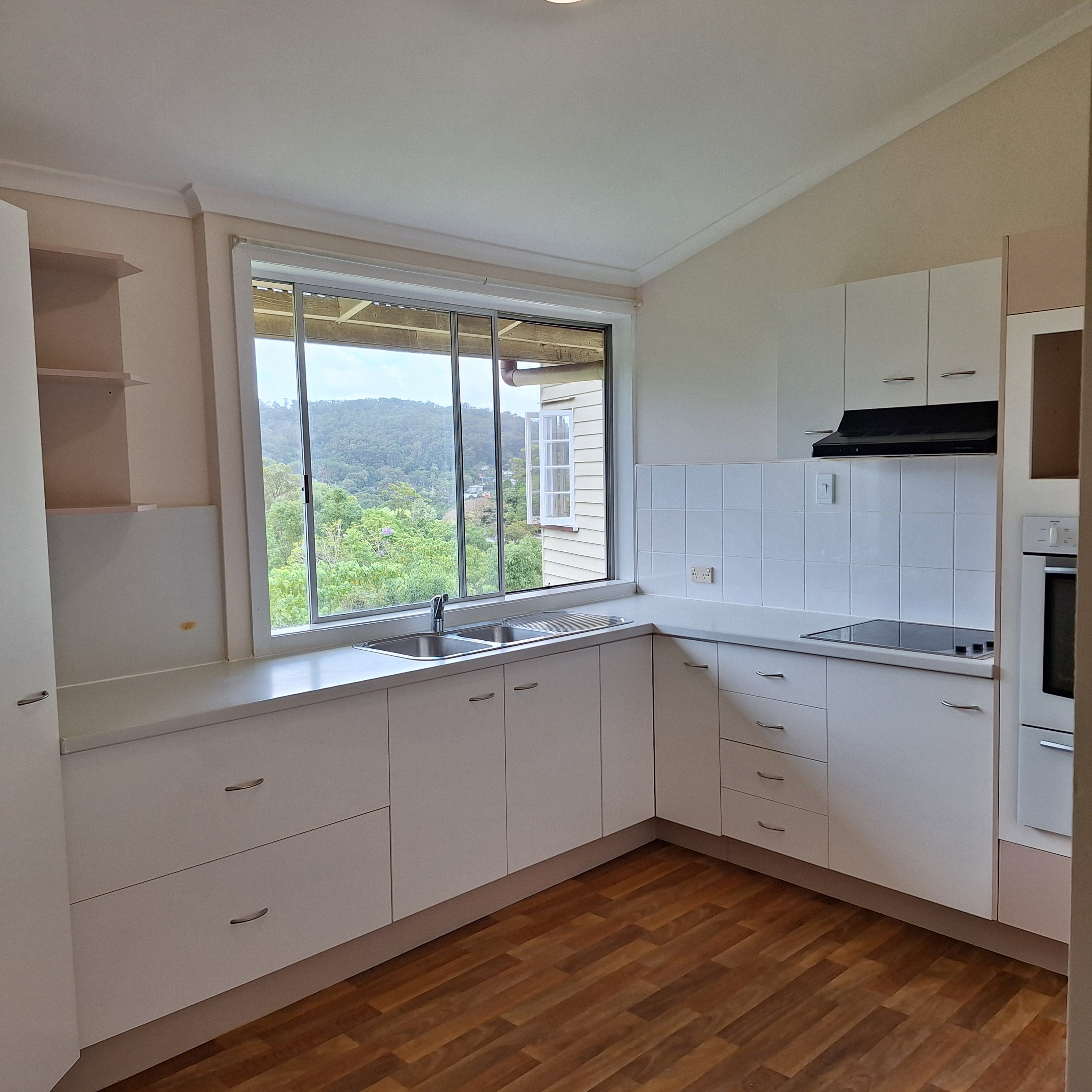 9/5-9 Sapphire Drive, Nambour, QLD 4560