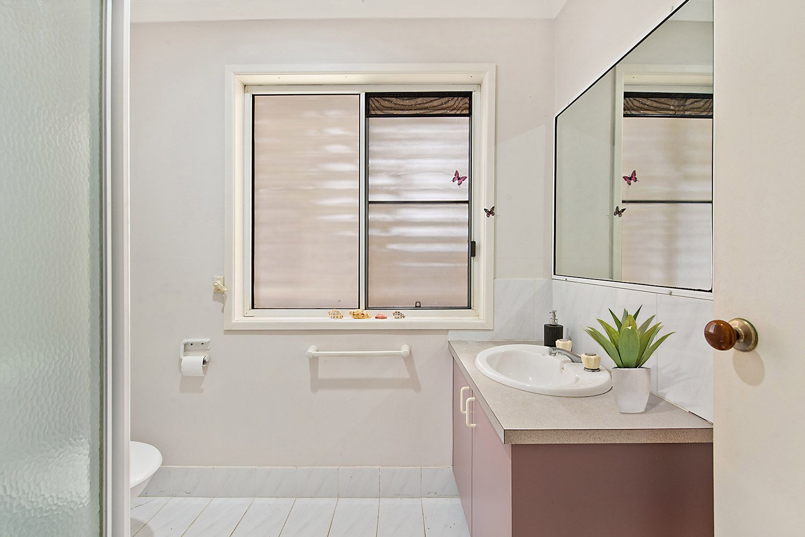 234 Oceanic Drive — photo 7 of 12