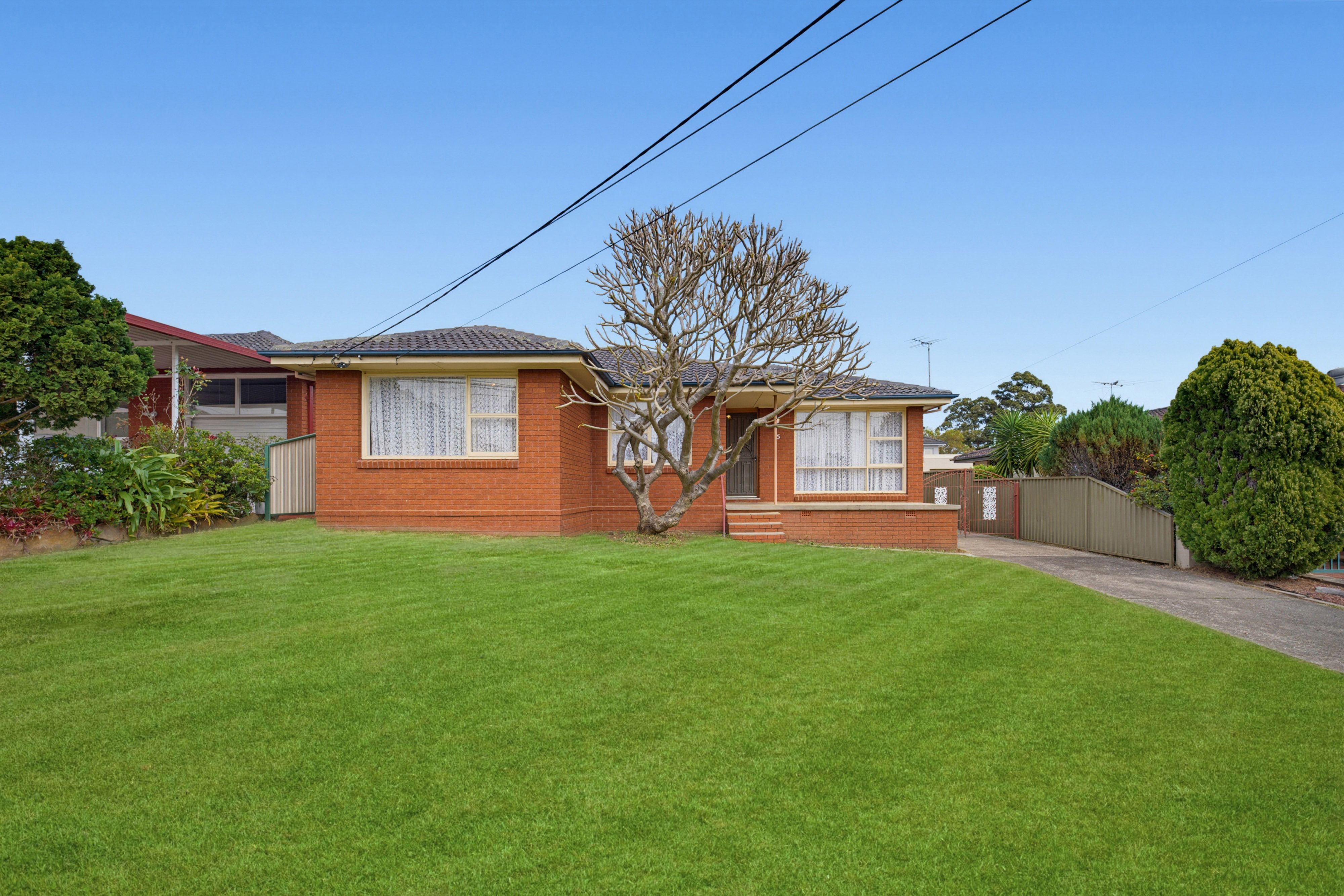 15 Crucie Avenue — photo from Ray White Bankstown