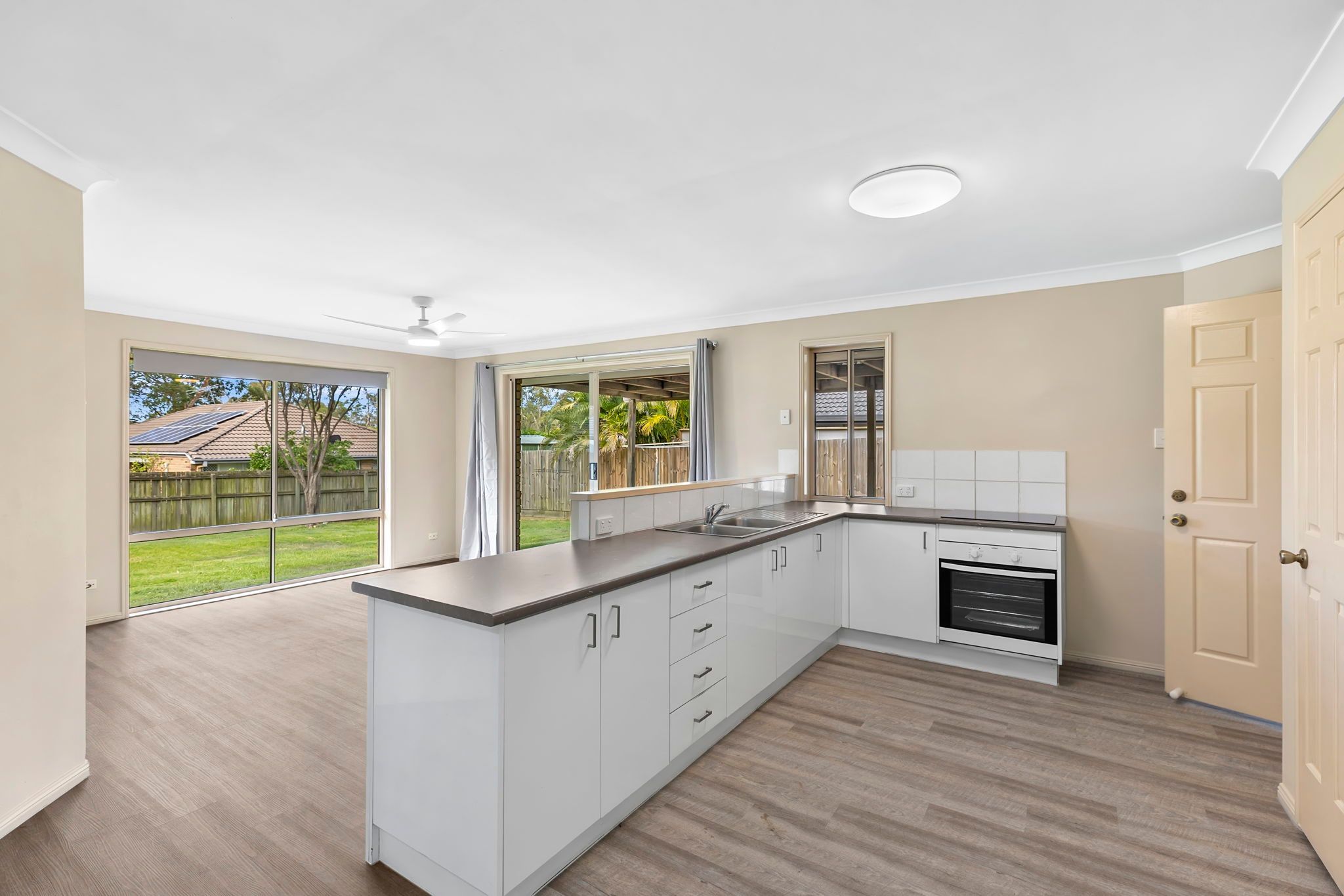 4 Beerwah Place, Forest Lake, QLD 4078