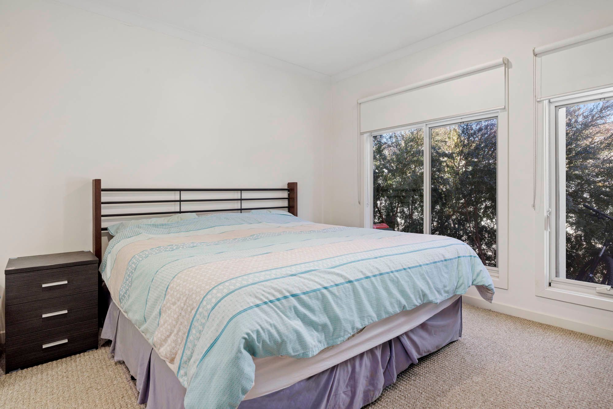 38 Oakwood Court — photo 6 of 14