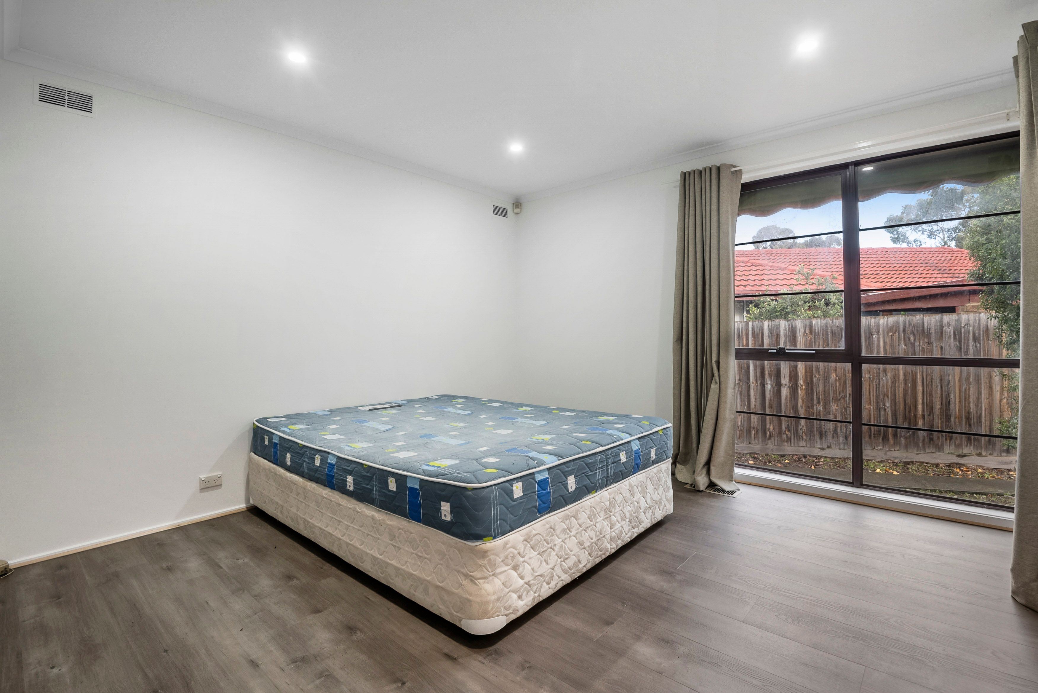 125 Mill Park Drive, Mill Park, VIC 3082