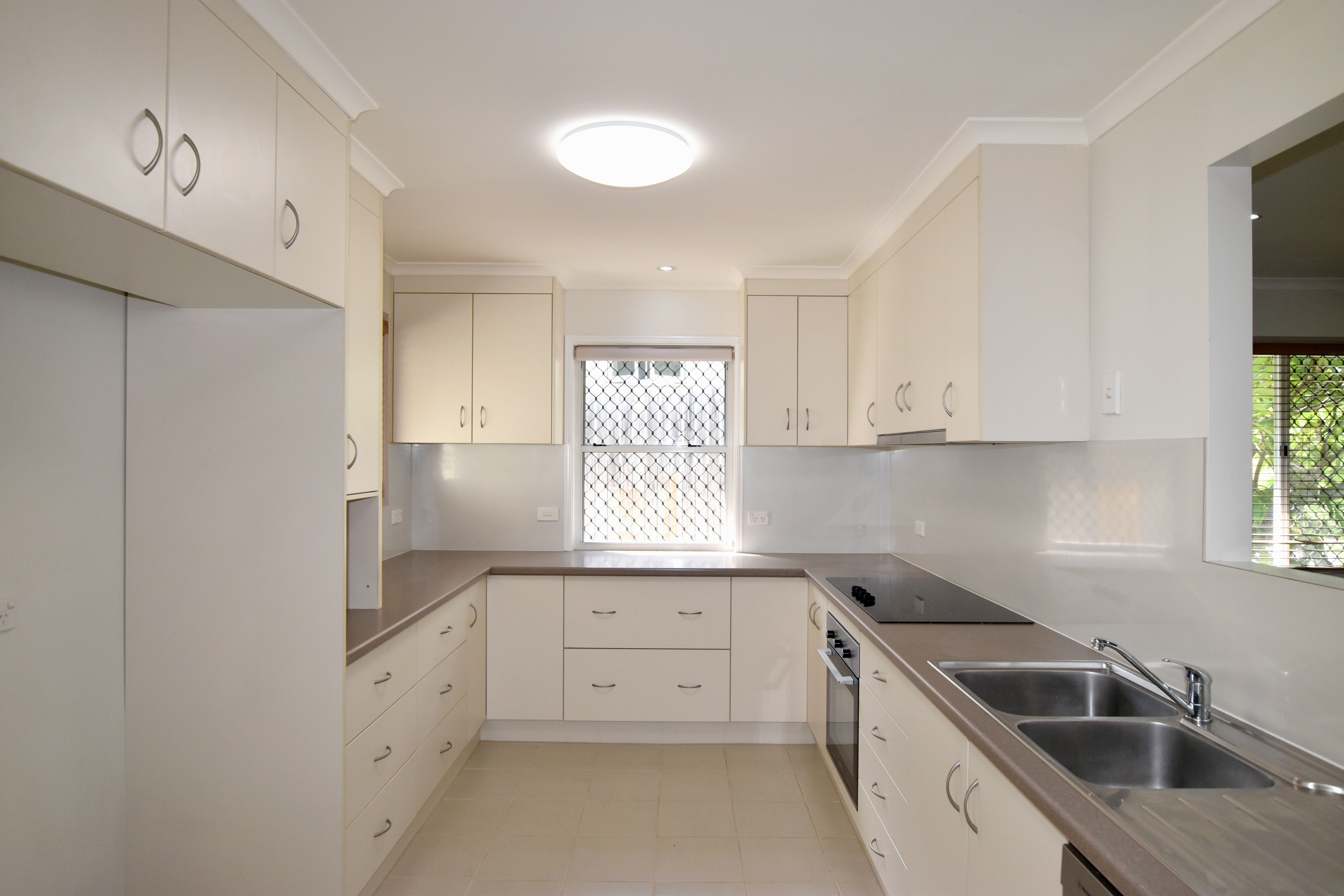 24 Garden Street, West Gladstone, QLD 4680