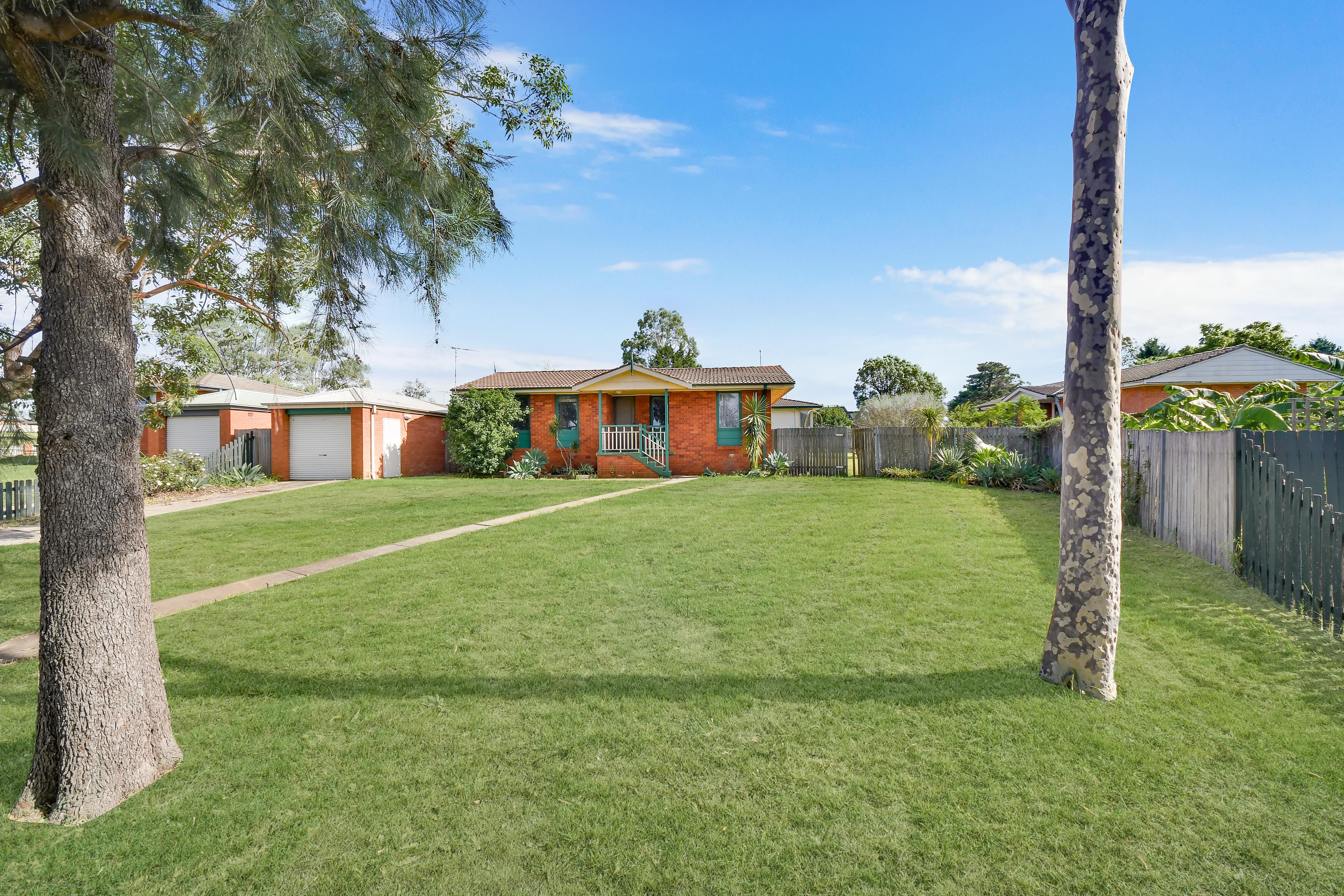 12 Greengate Road, Airds, NSW 2560