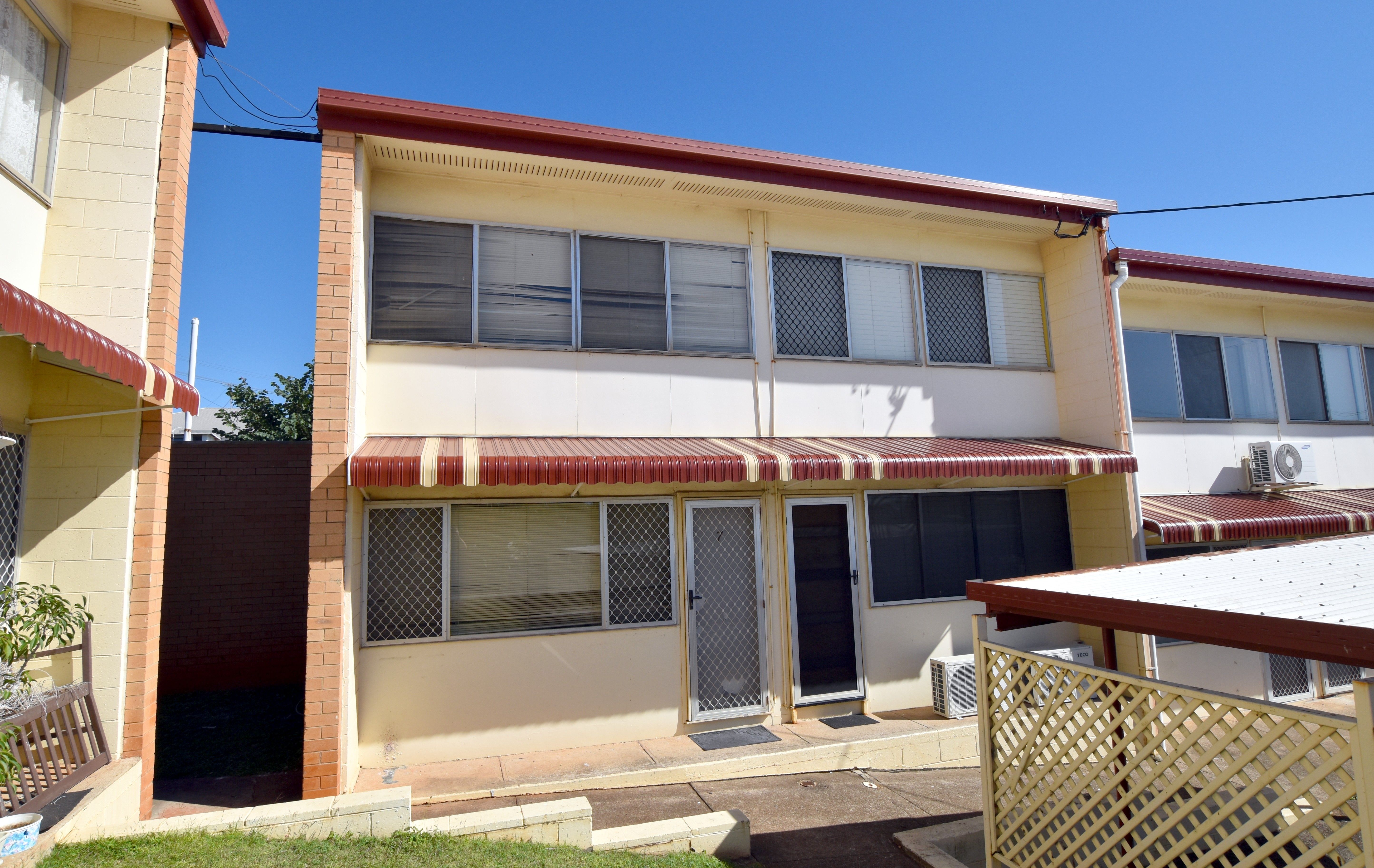 7/9 Scenery Street, West Gladstone, QLD 4680